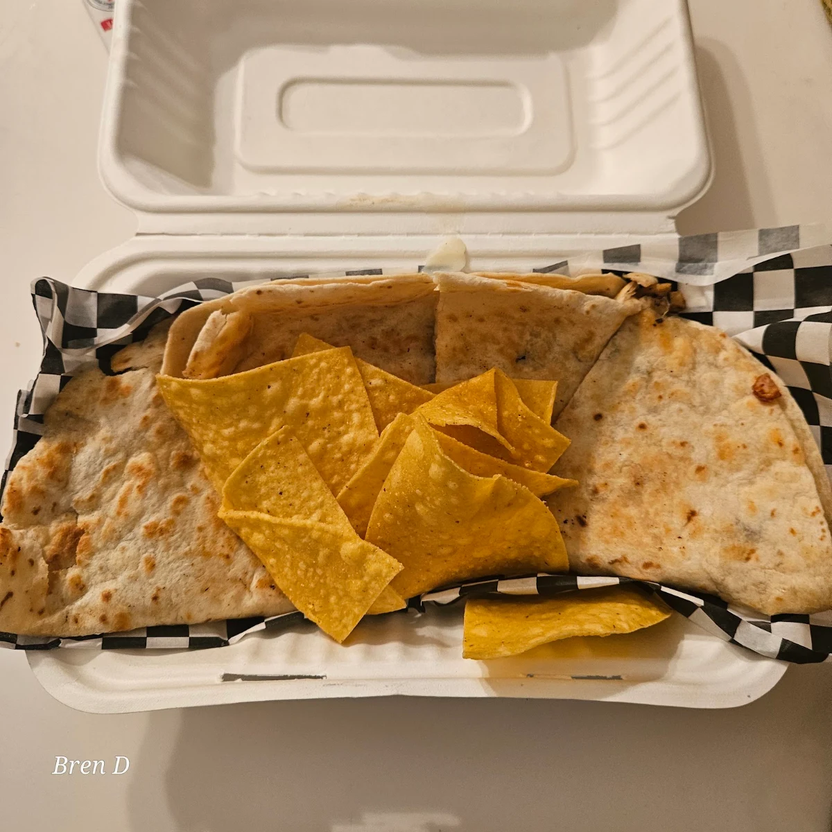 Chicken Quesadilla with Chips