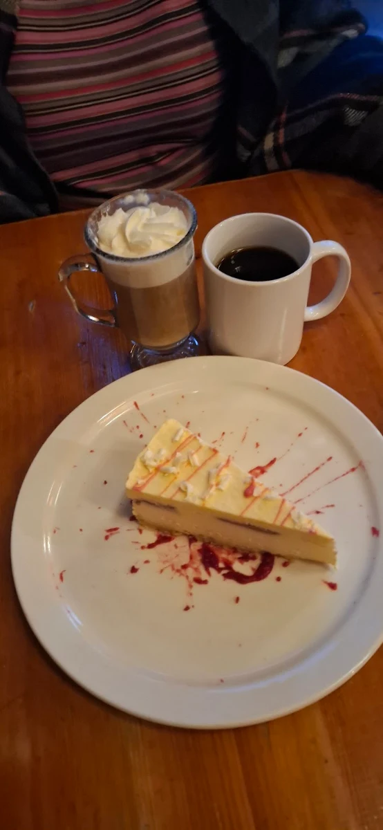 Cheesecake, Iron Goat Pub & Grill