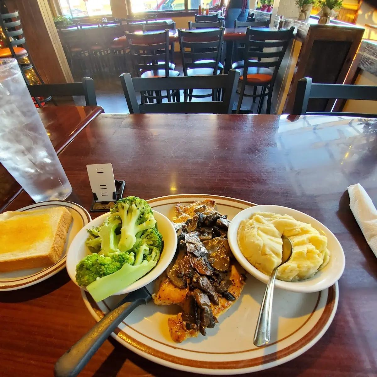 Grilled Chicken with Mushrooms Steamed Broccoli and Mashed Potatoes