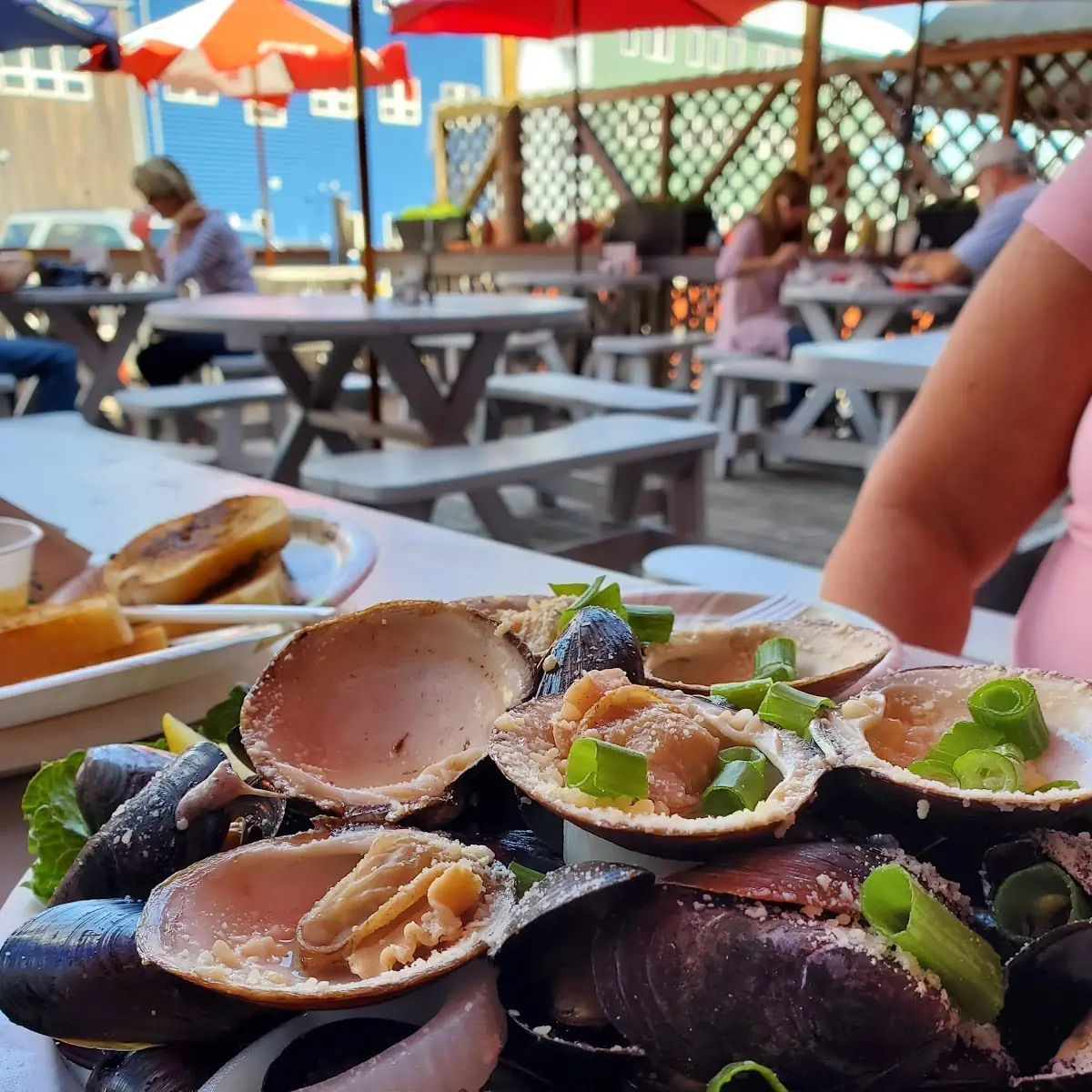 Capt Gilbert's Seafood Platter