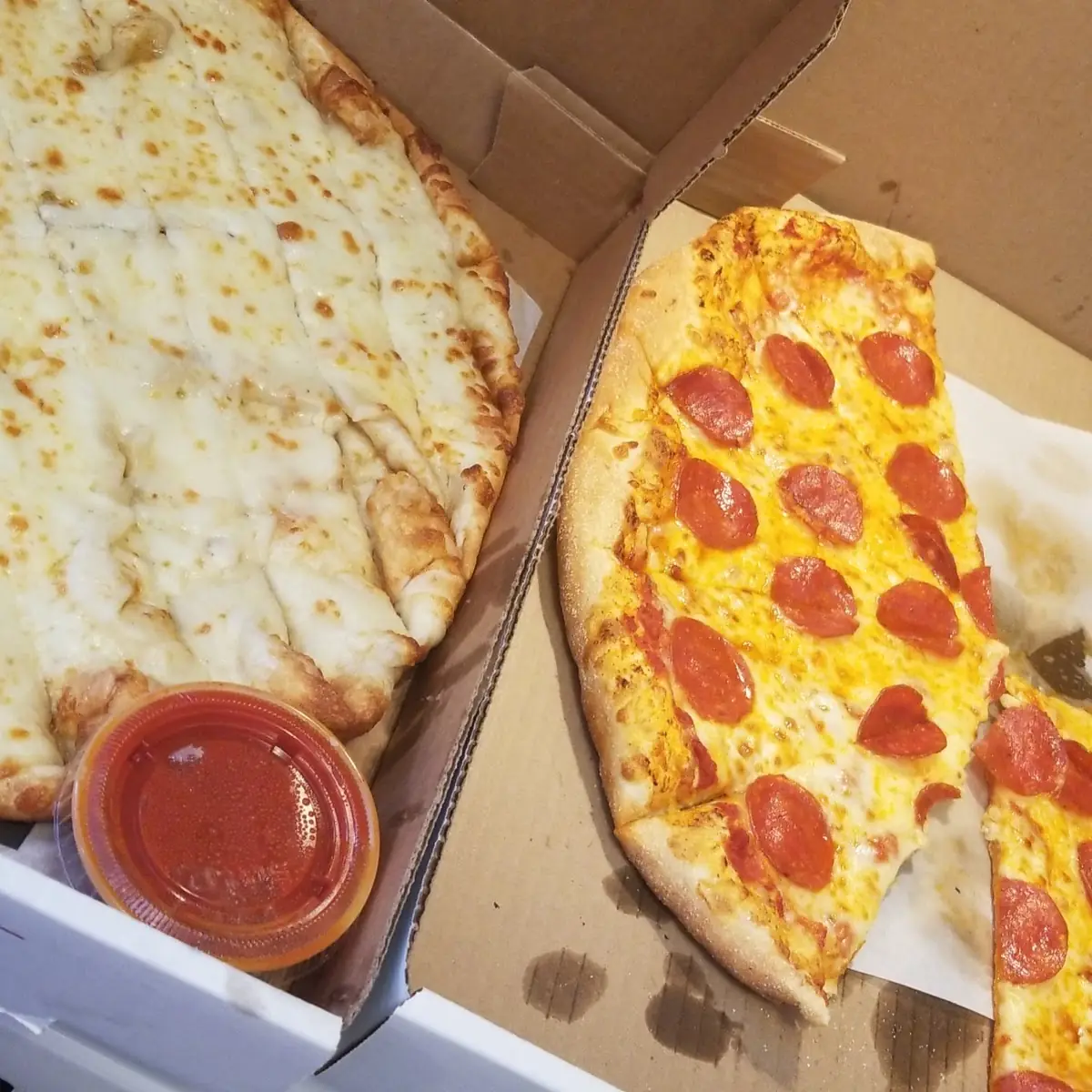 Pizza and Cheesy Garlic Bread