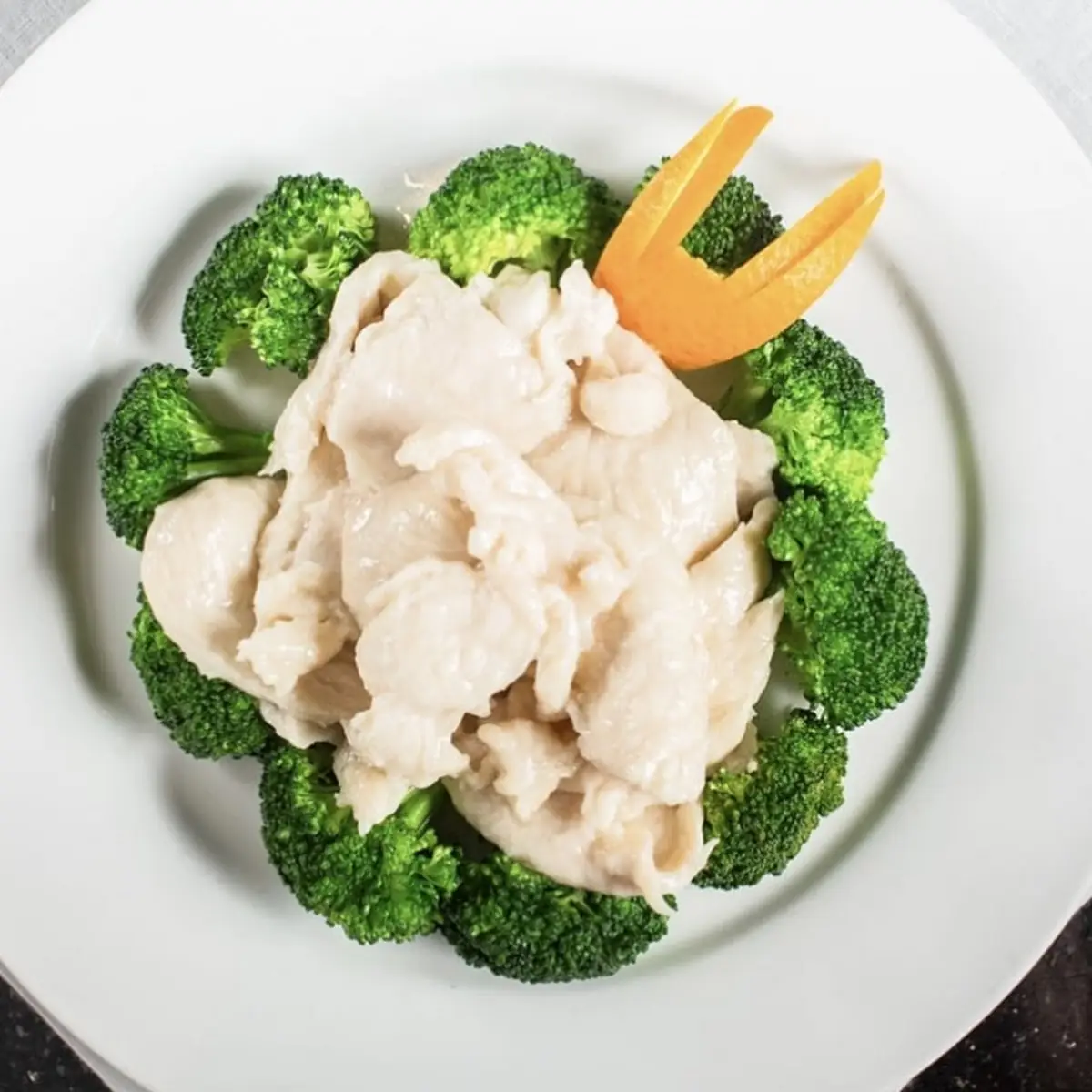 Steamed Chicken w Broccoli Health Option