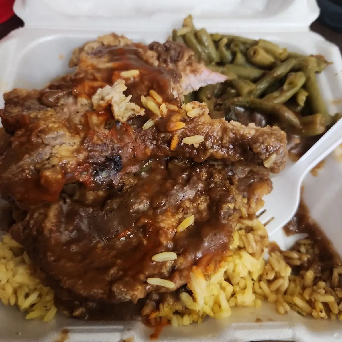 Pork Chops Yellow Rice Green Beans