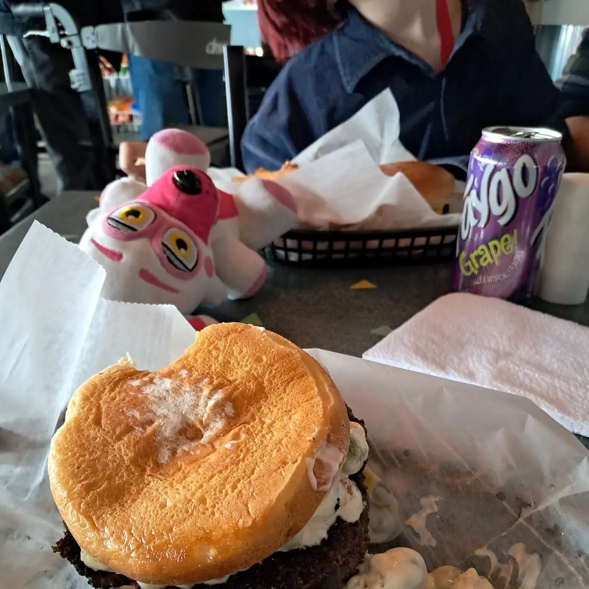 Olive Cheese Burger