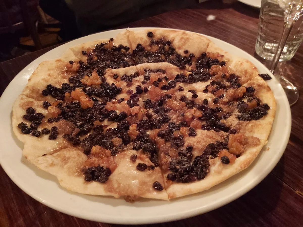 Dessert Pizza, Melt CBD