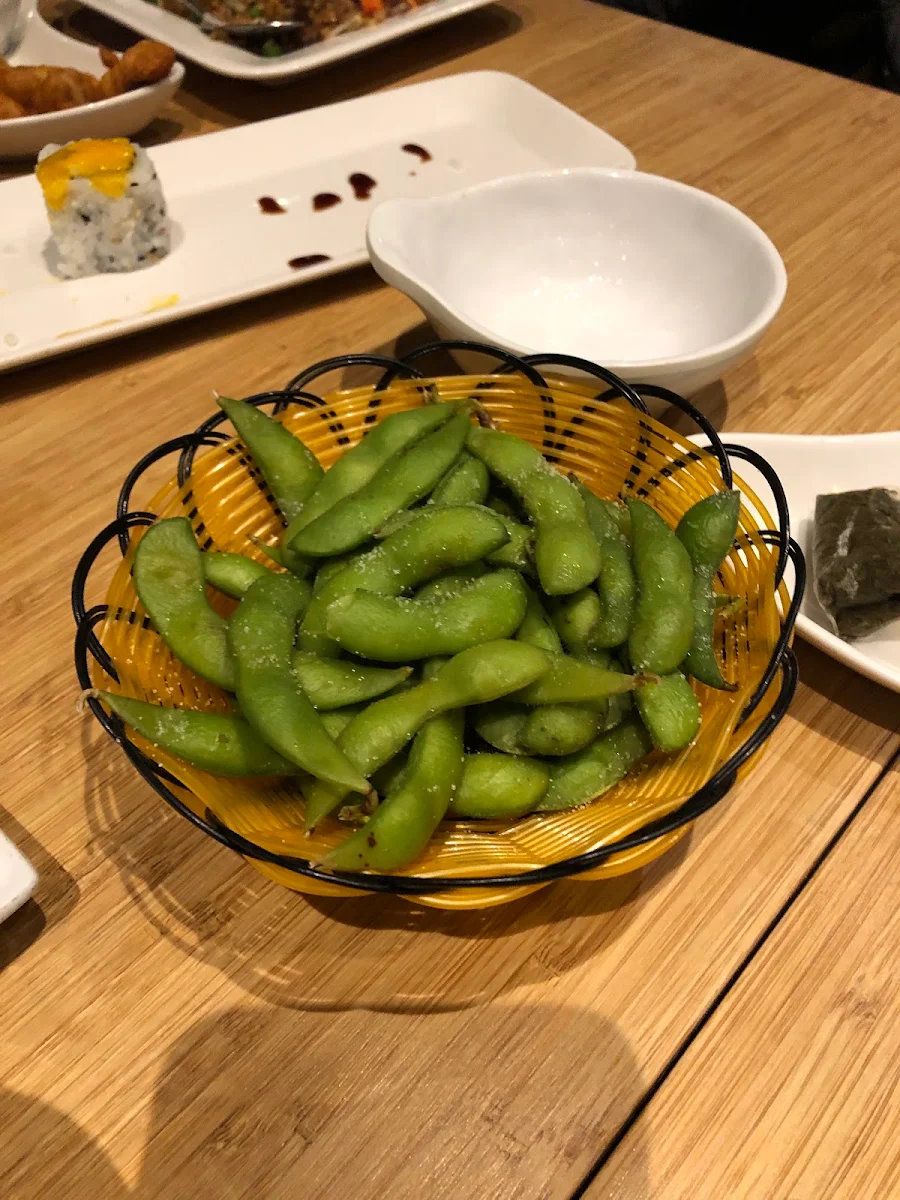 Edamame, Makimono Sushi Bar & Restaurant