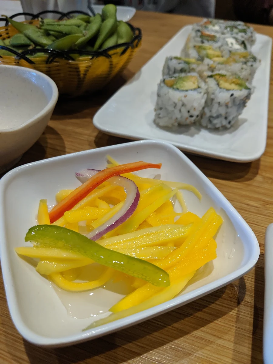 Mango Salad, Makimono Sushi Bar & Restaurant
