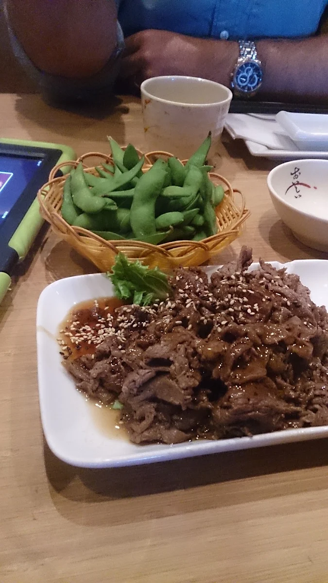 Sushi Bar, Makimono Sushi Bar & Restaurant