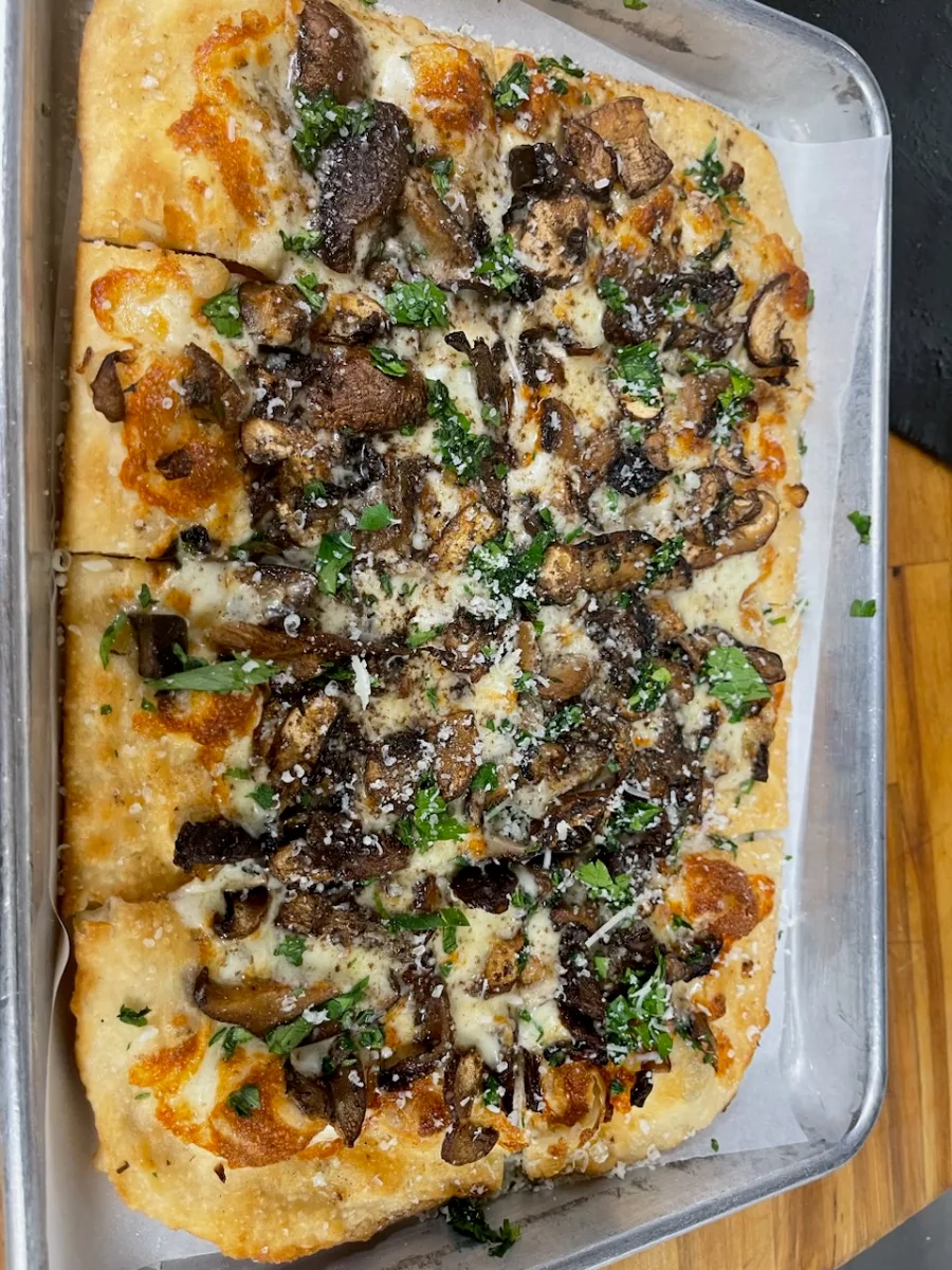 Mushroom Pizza