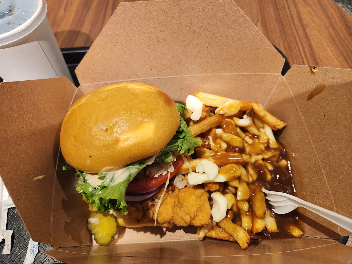 Poutine Burger M, Chic Choc Burger