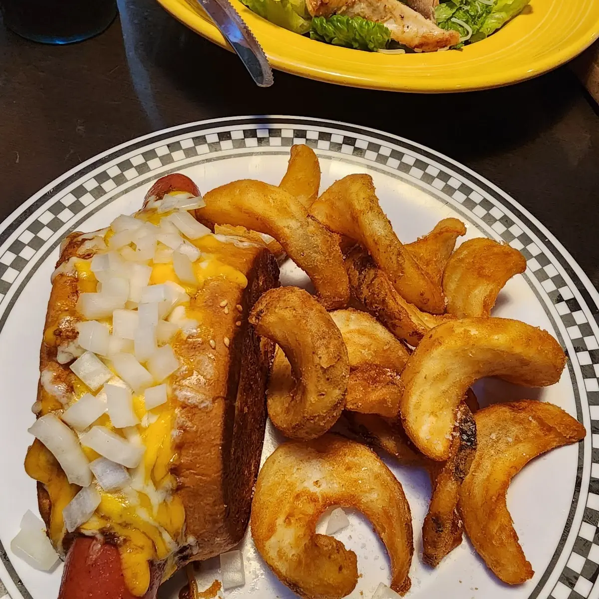 Chili & Cheese Big Dog