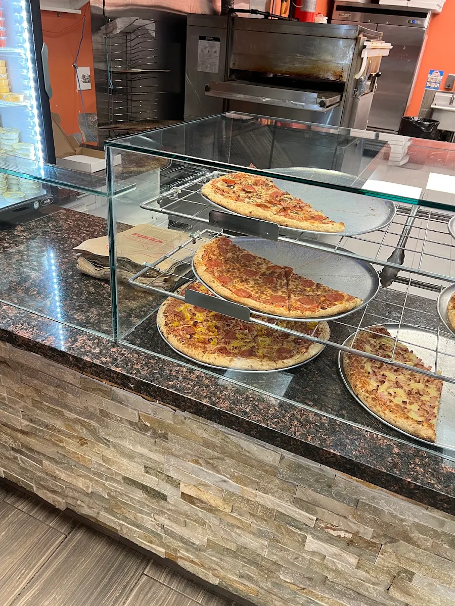 Pepperoni Pizza, Qualia Pizza