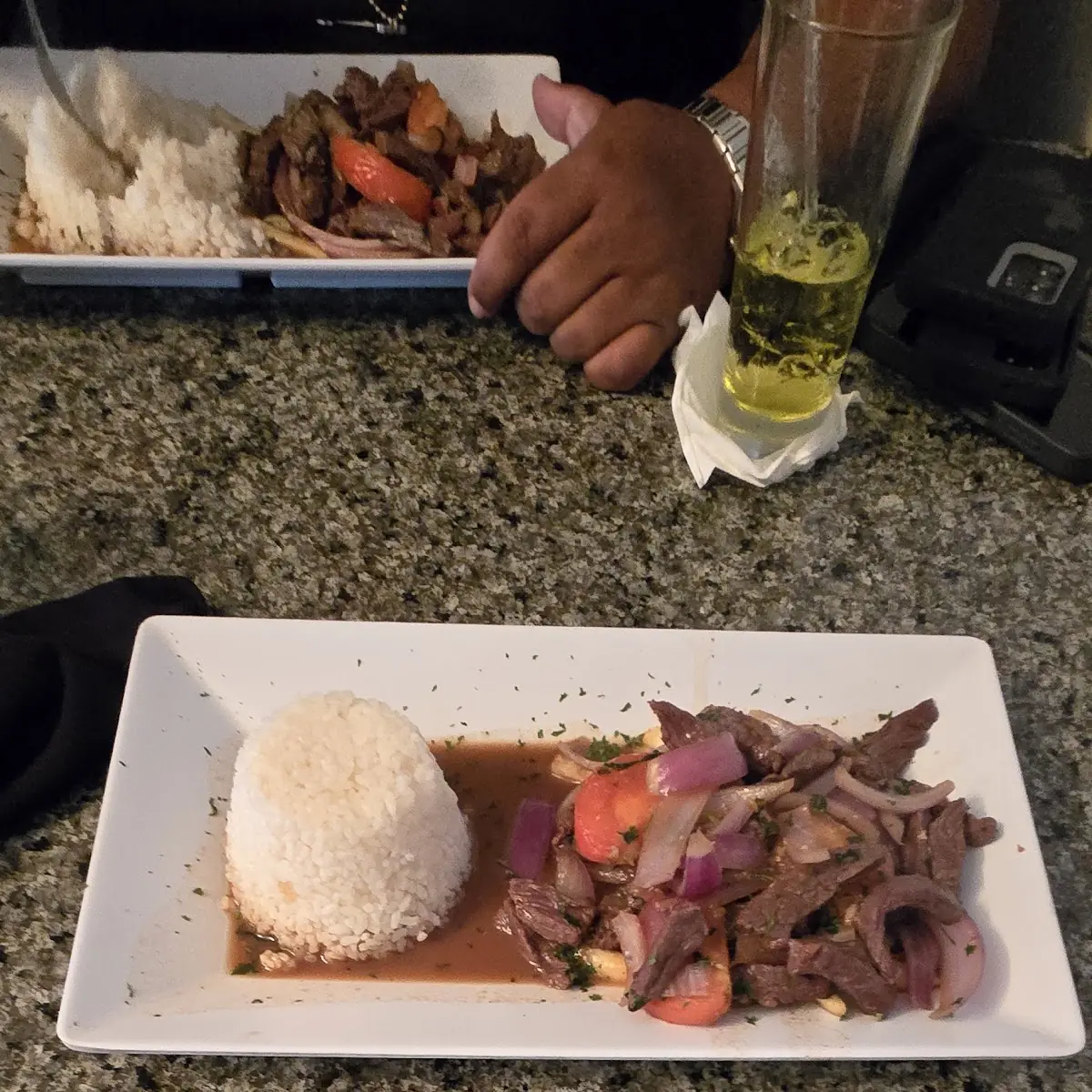 Lomo Salteado Con Arroz Blanco
