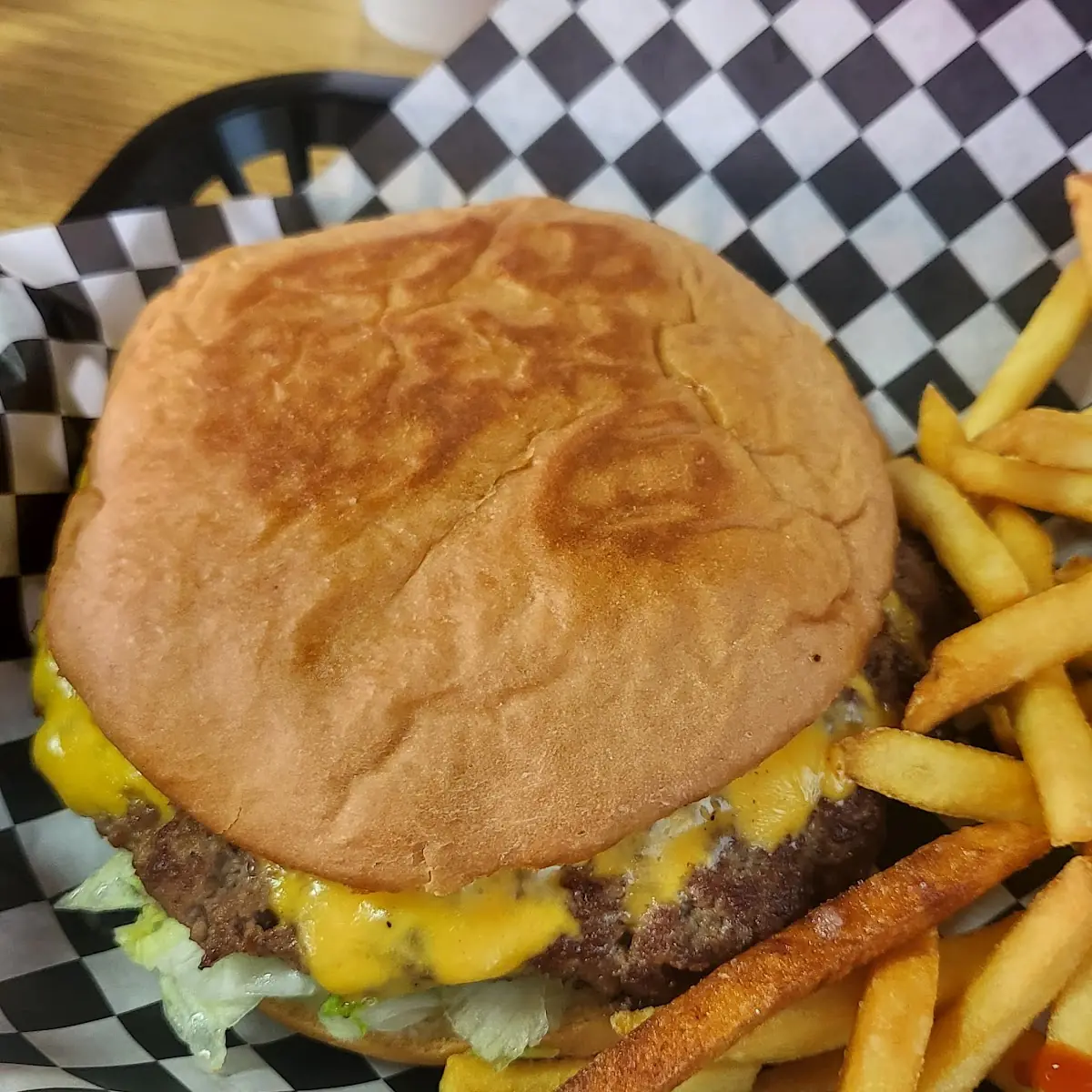 Rd Burger with Onion Rings