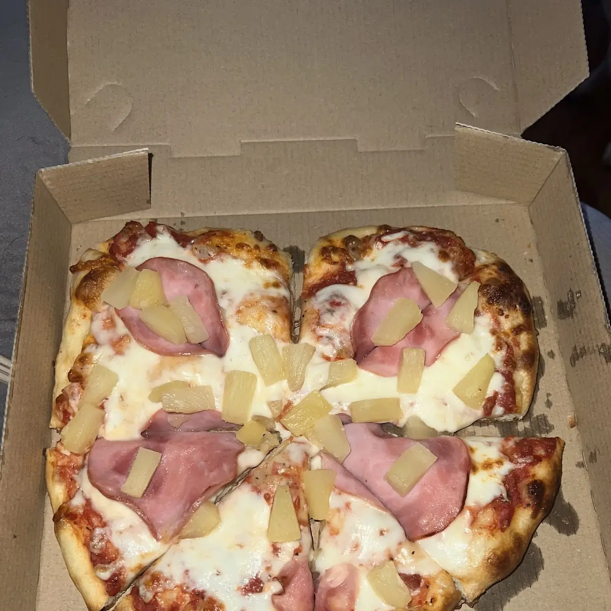 Hawaiian Pizza