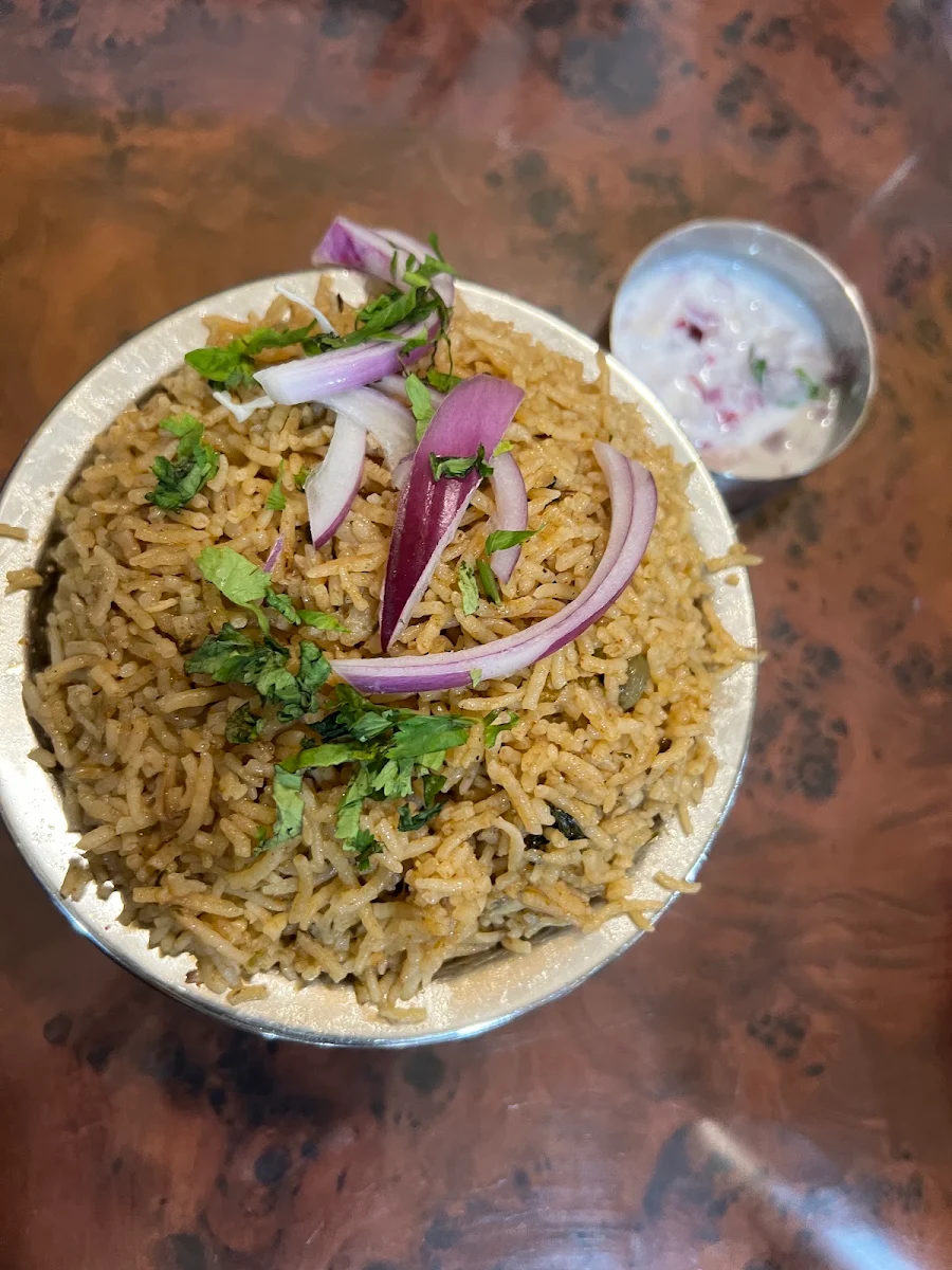 Hyderabadi Chicken Biryani, Ilai South Indian Restaurant
