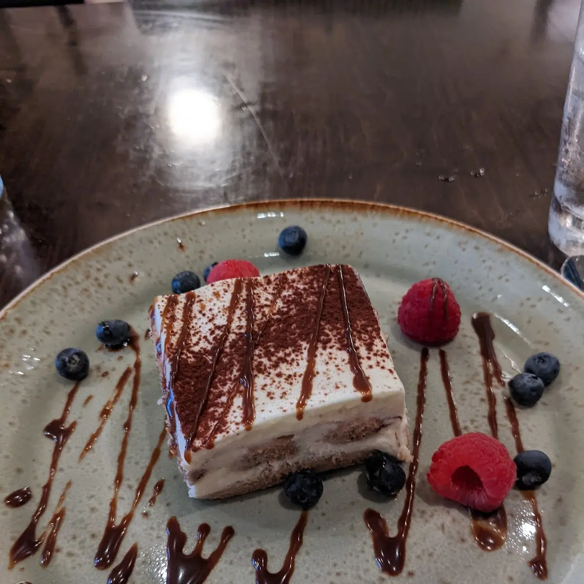 Tiramisu Cake