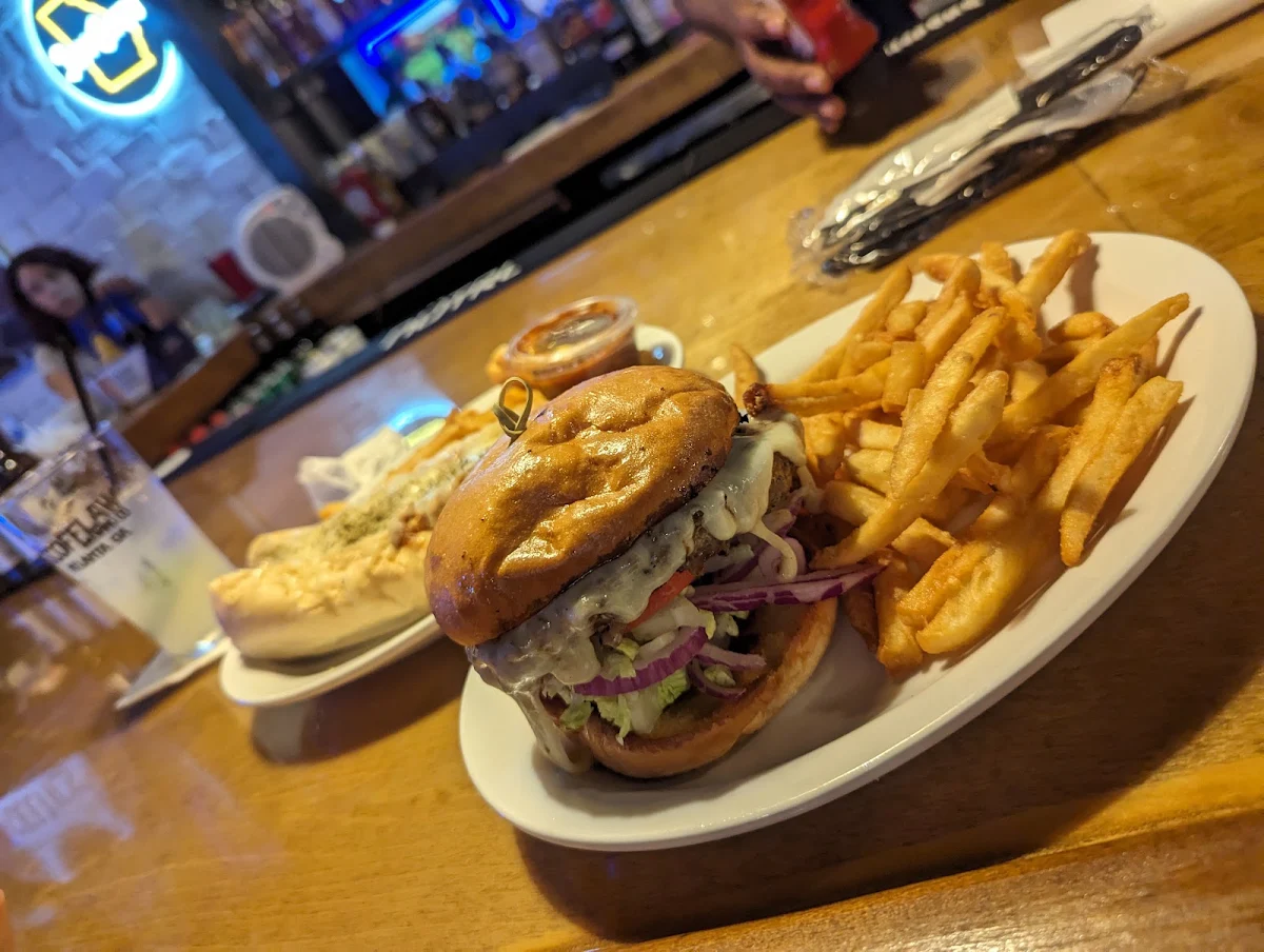 Fat Juicy Burger