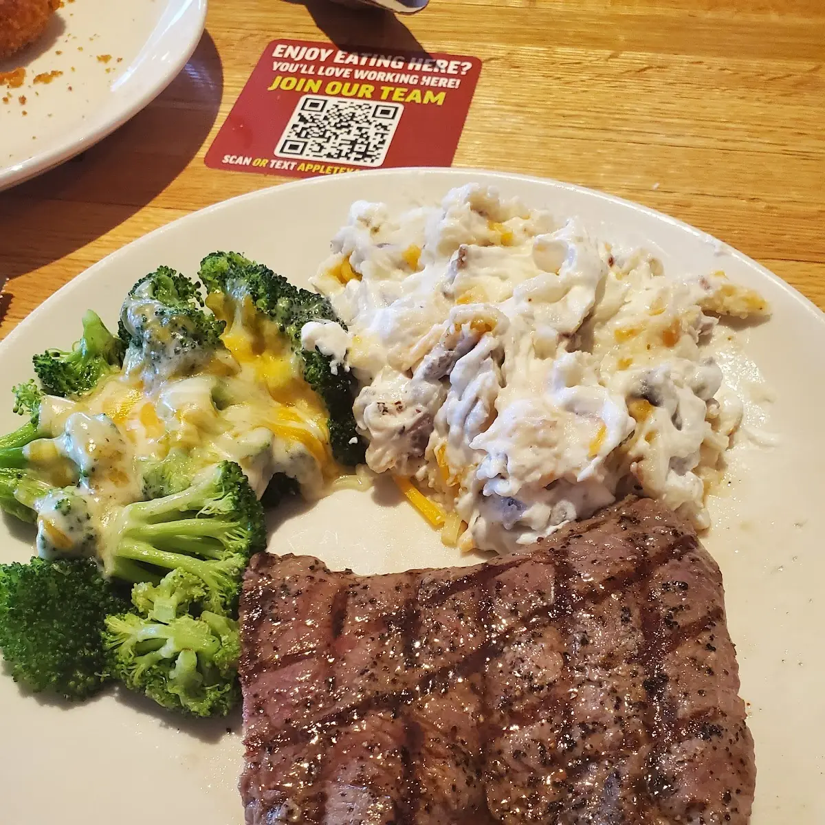 Ribeye with Loaded Mashed Taters and Broccoli