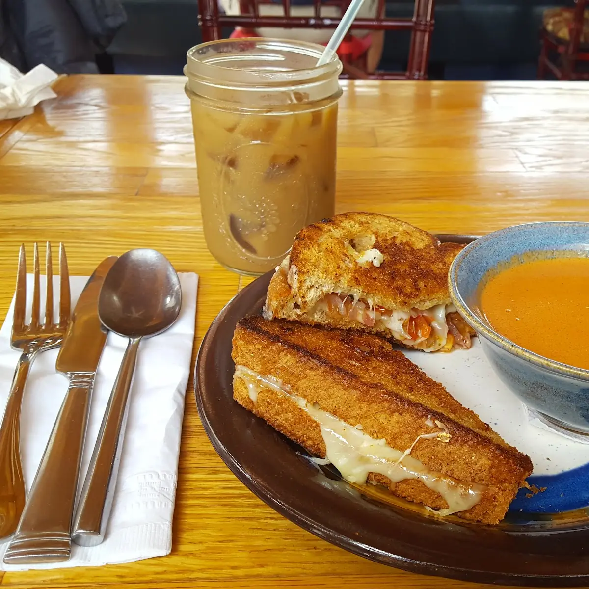 The Best Grilled Cheese with Tomato Soup