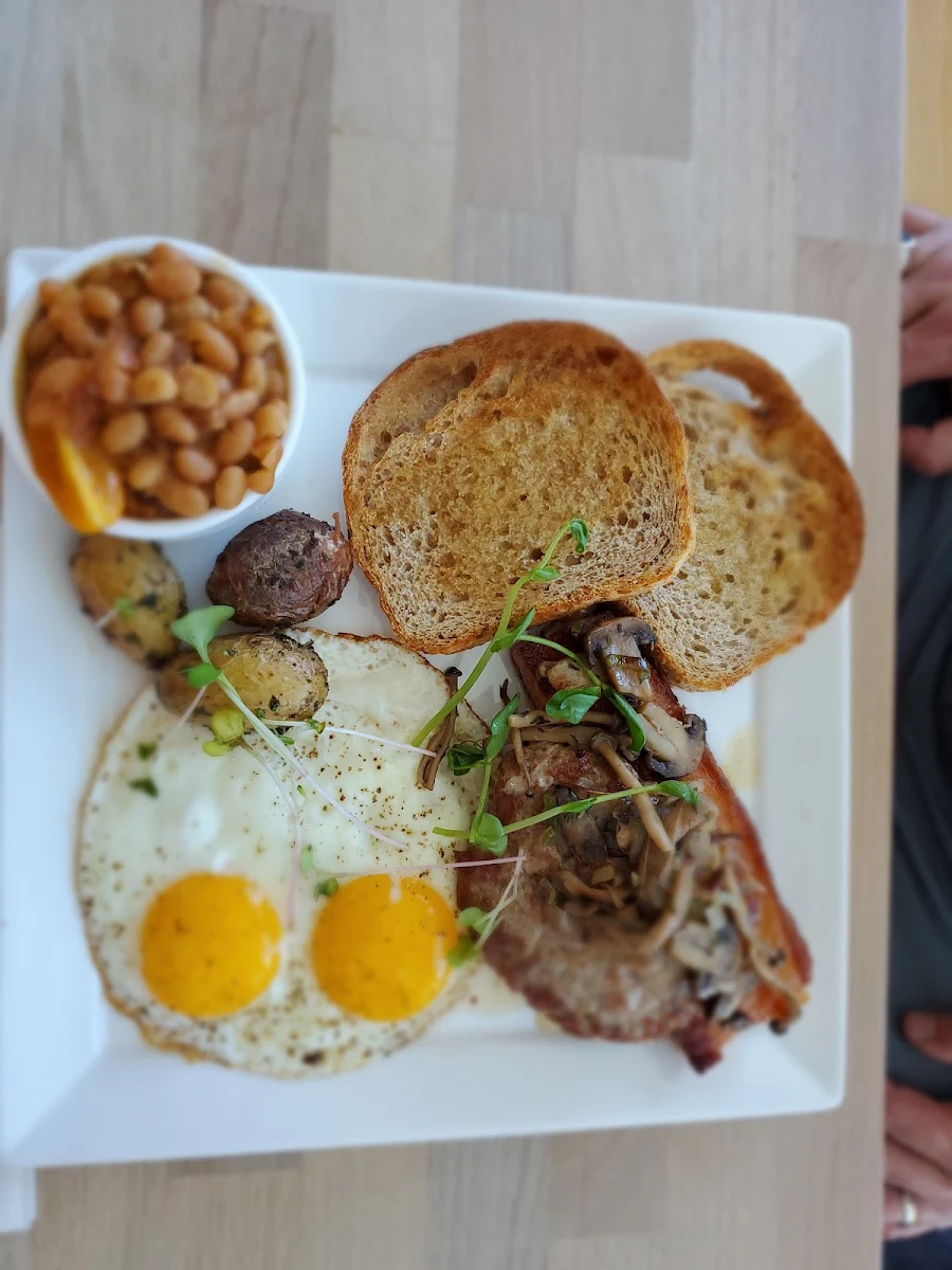 Duck Breakfast, Bistro mirepoix