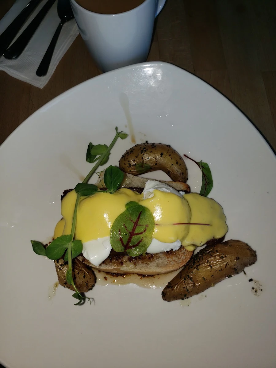 Pork Belly Benedict with Brie, Bistro mirepoix