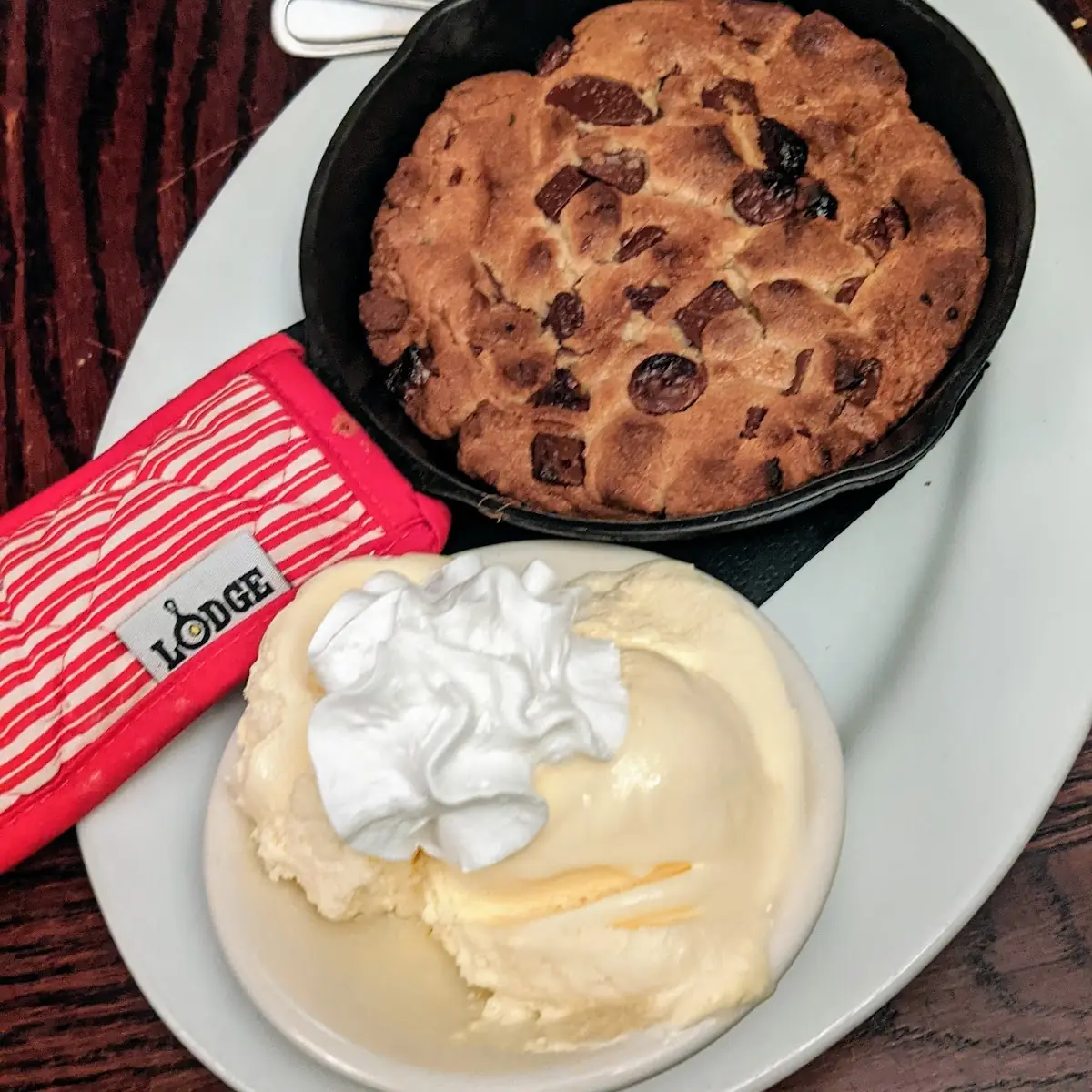 Skillet Chocolate Chip Cookie