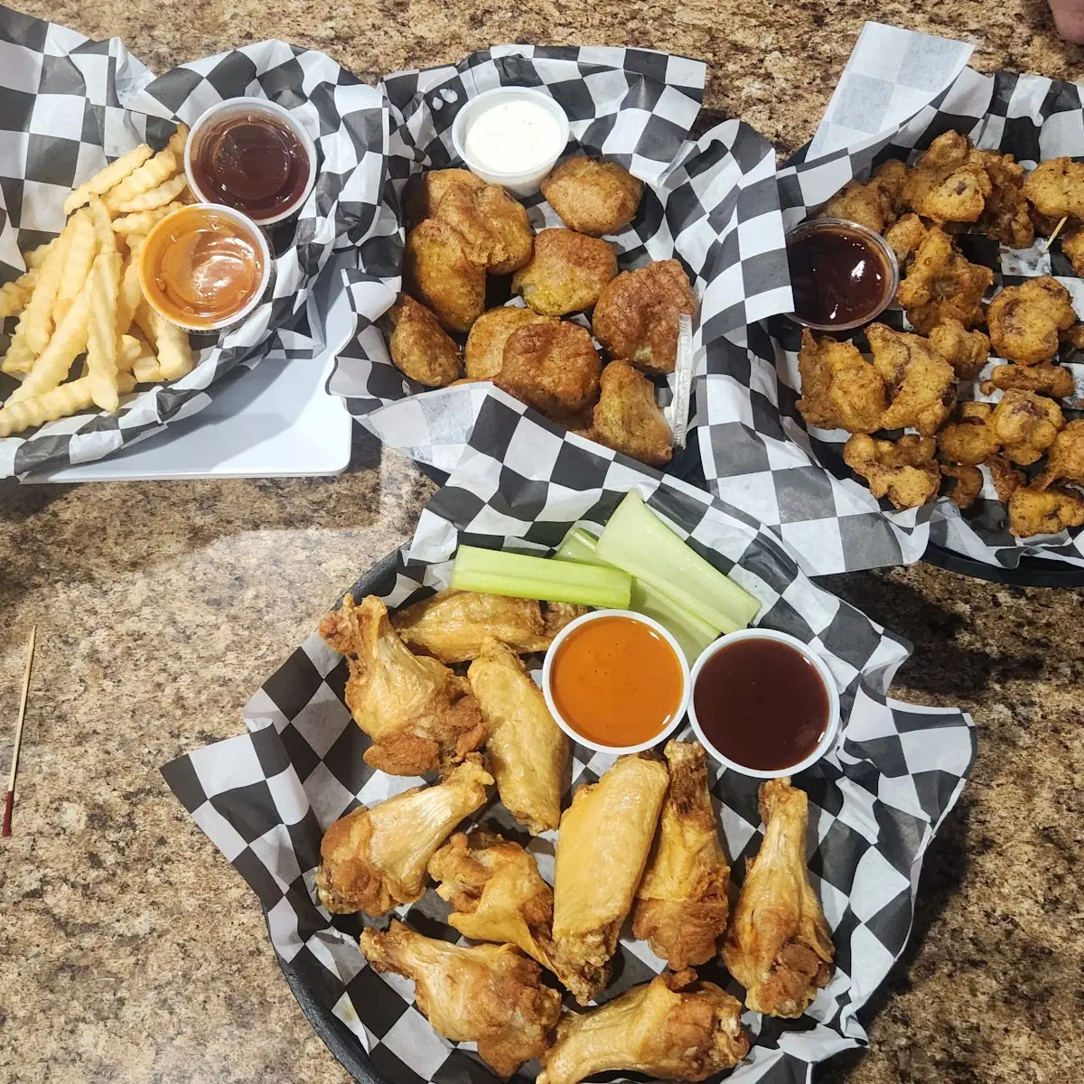 Bar Wings