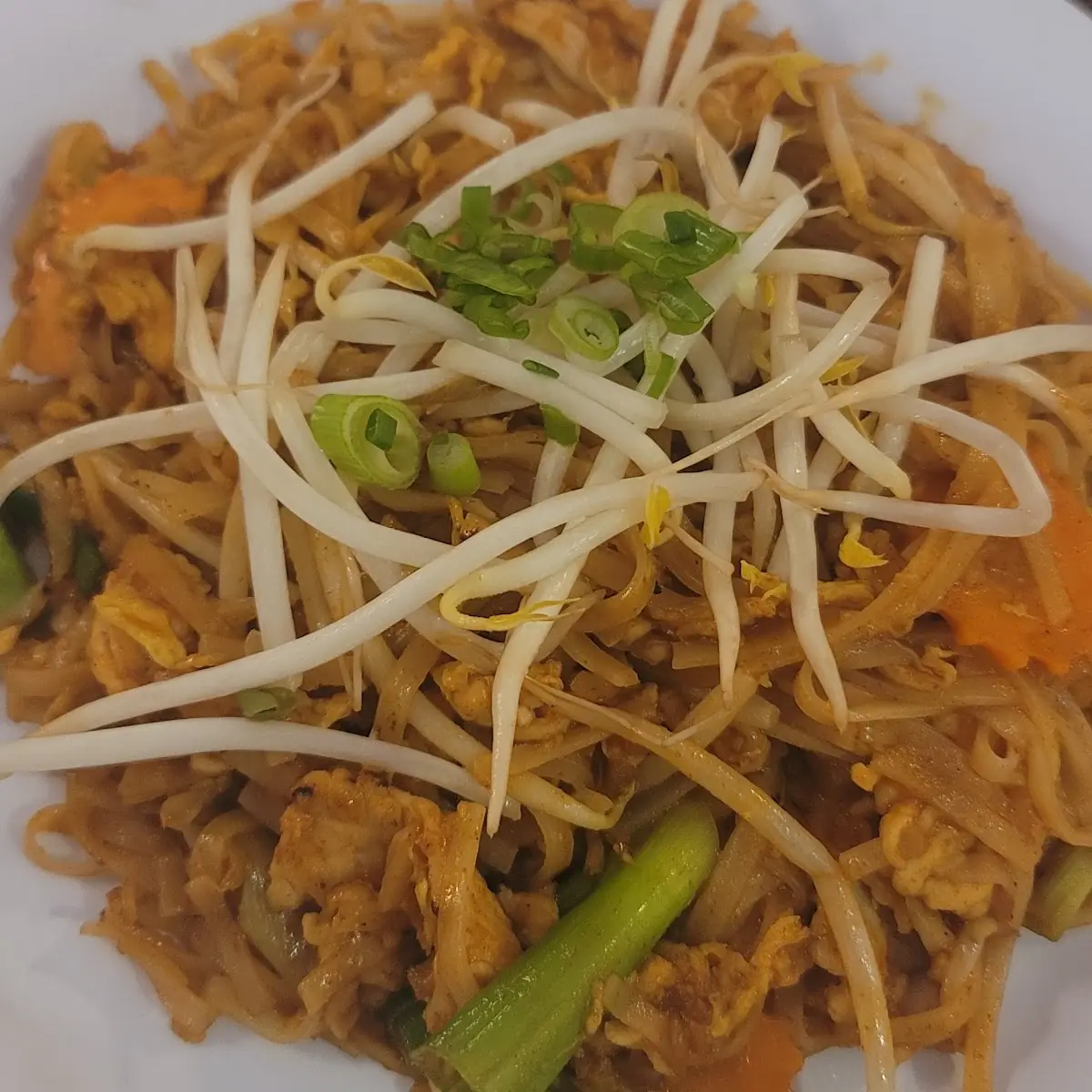 Chicken Pad Thai