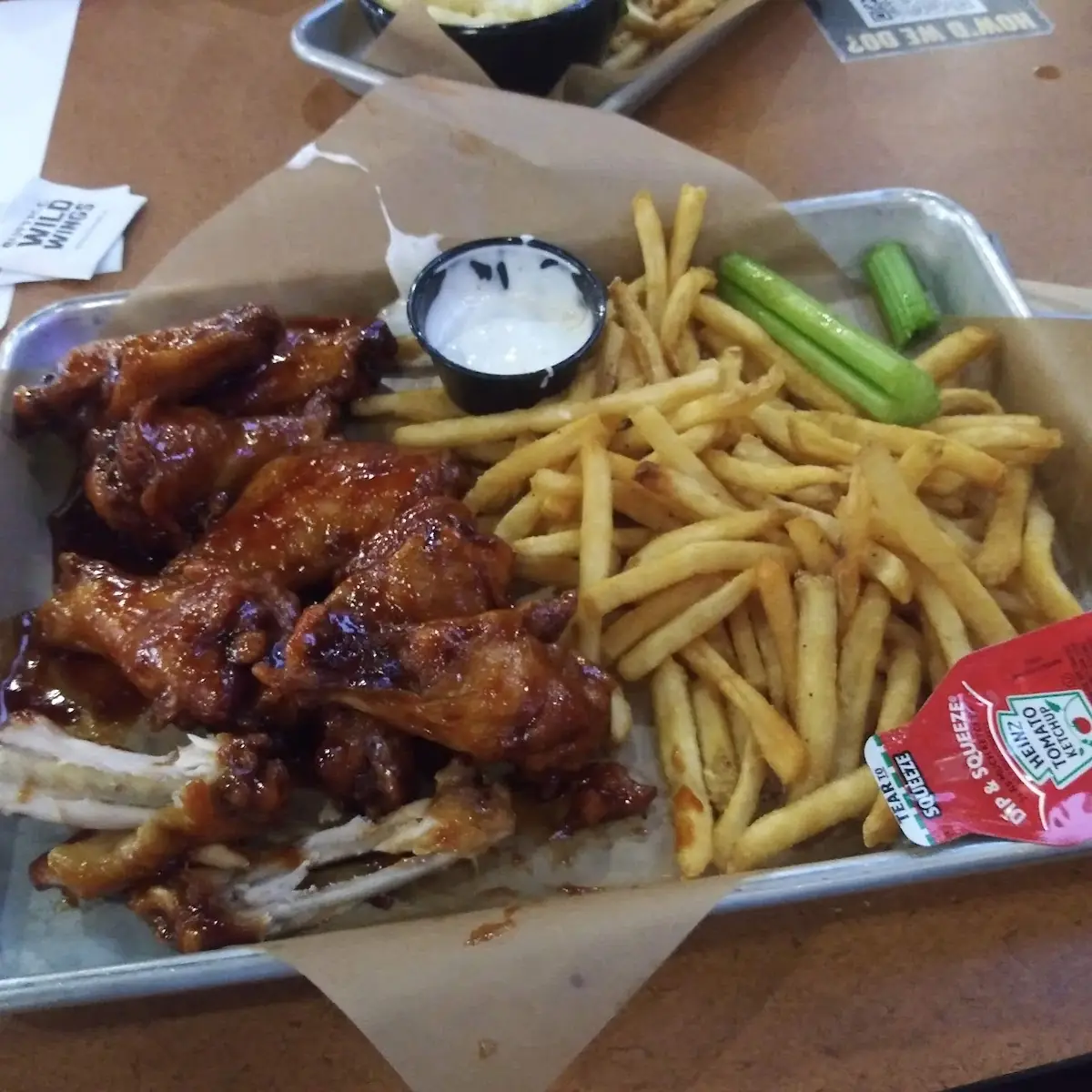 Traditional Wings & Fries