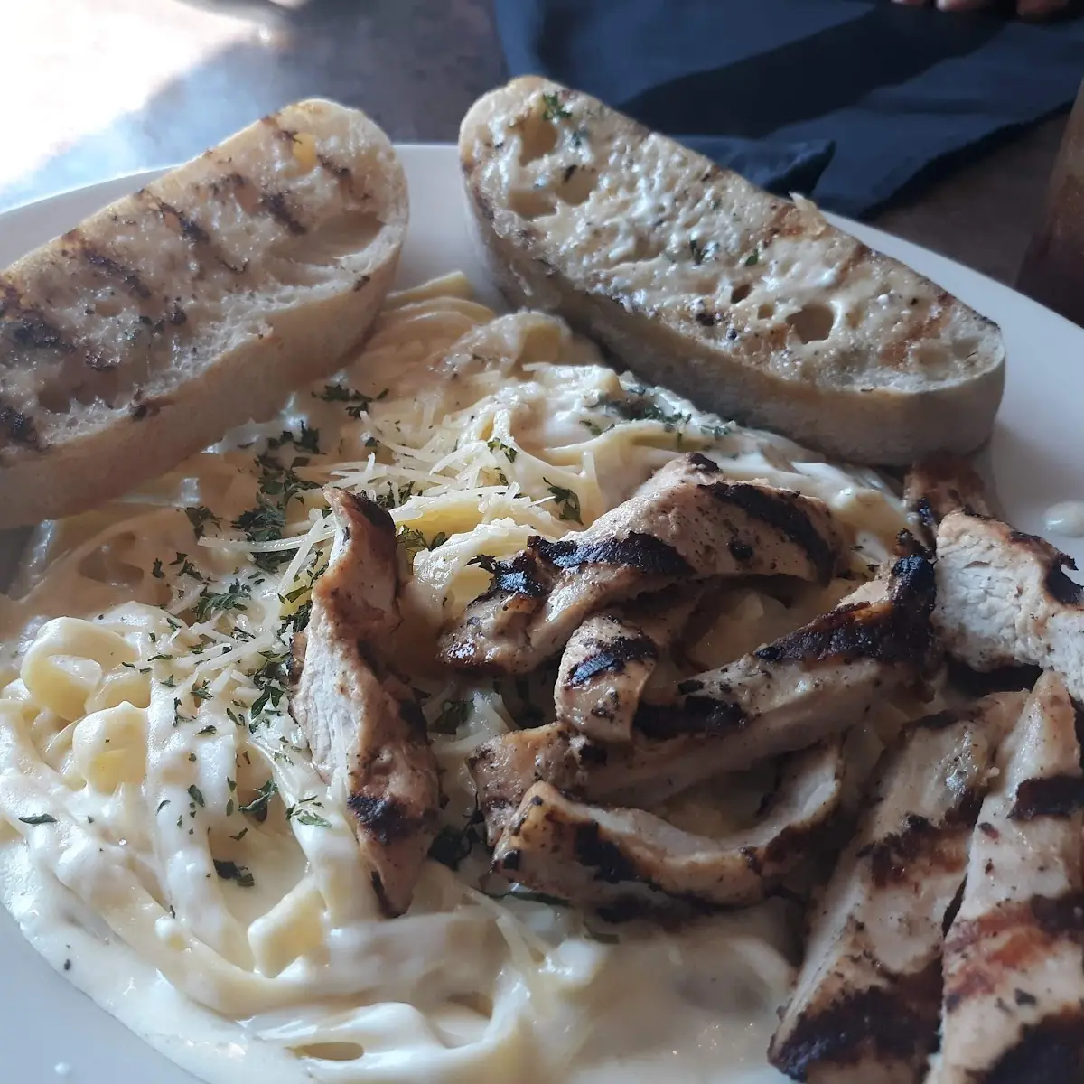 Fettuccine Alfredo with Chicken