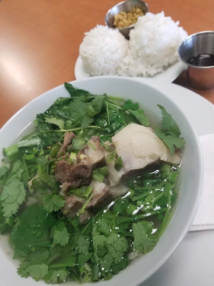 Oxtail Soup with Rice Soup