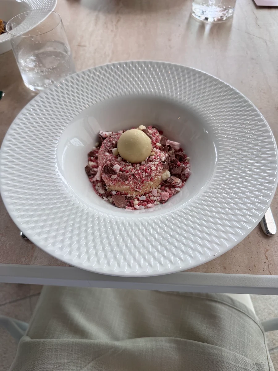 Beef Tartare, Aloria
