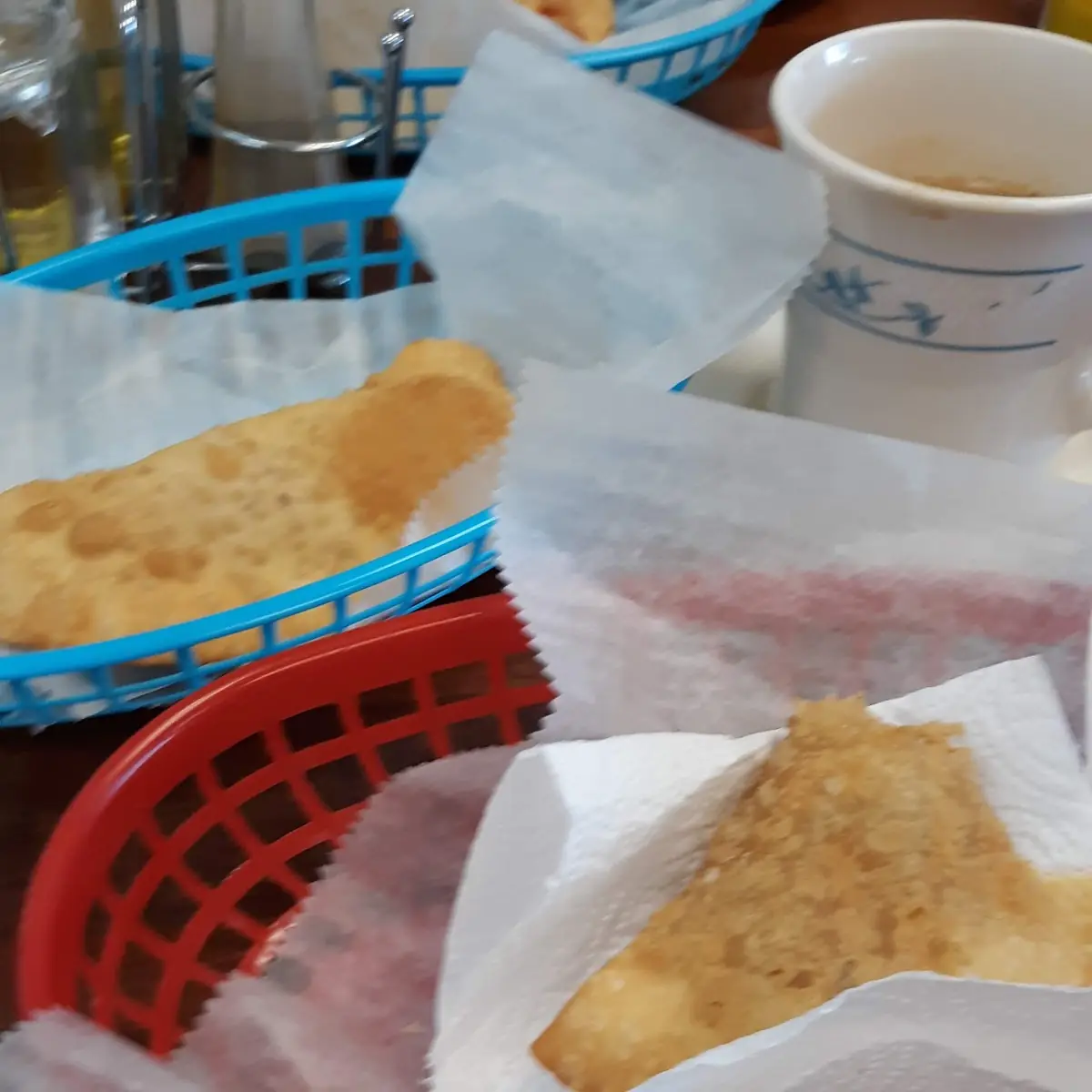 Empanada de Guayaba y Queso / Guava and Cheese Empanada