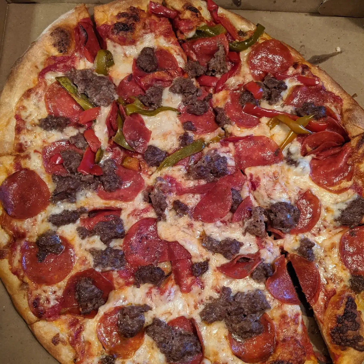 Pepperoni Hamburg & Pepper Pizza