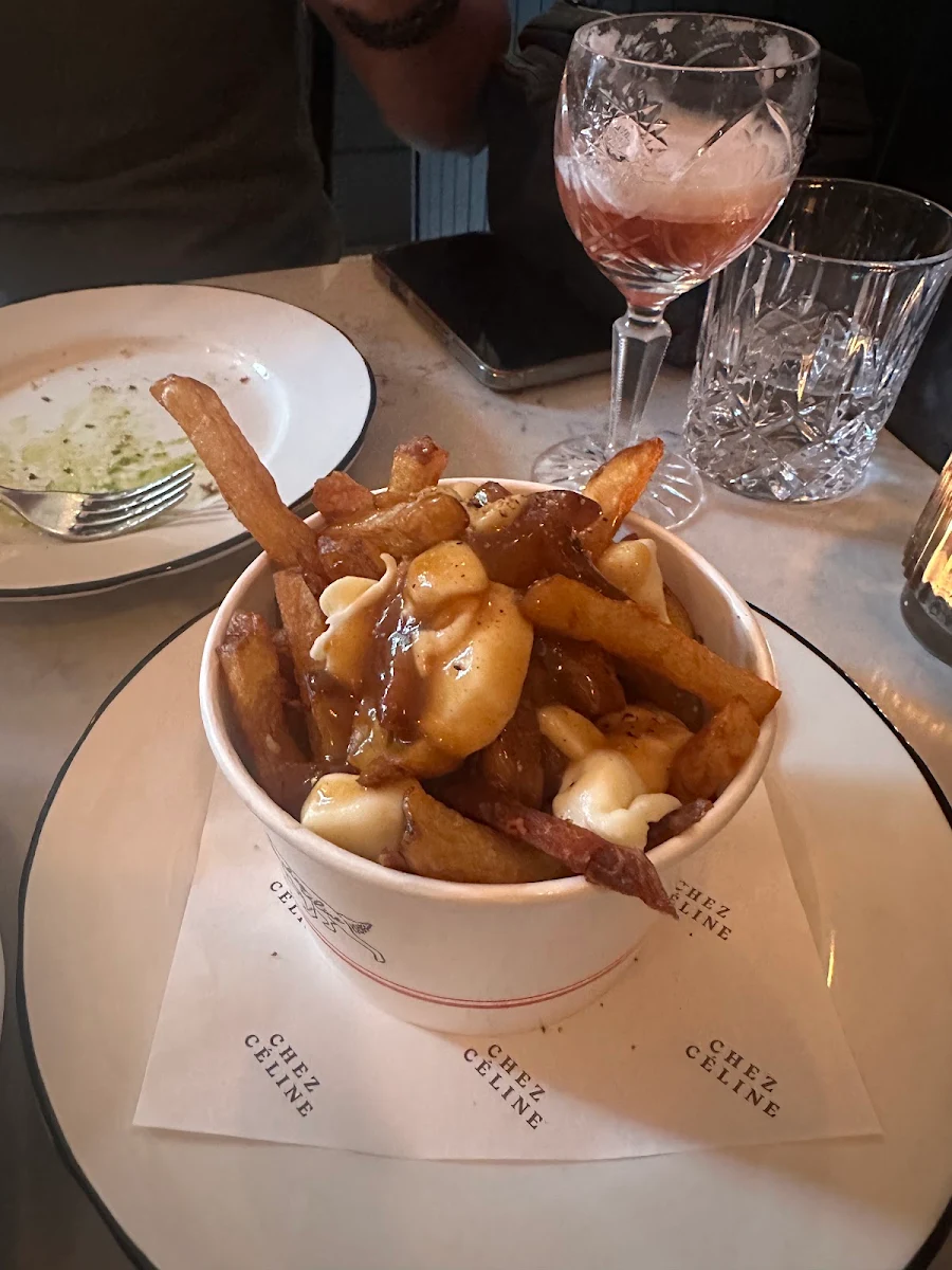 Poutine, Chez Céline
