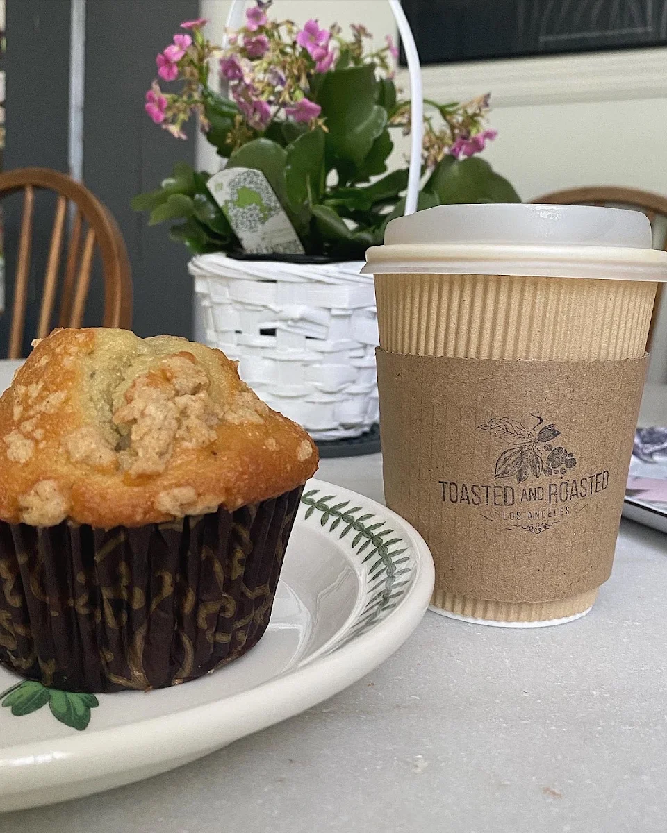 Coffee & Blueberry Muffin