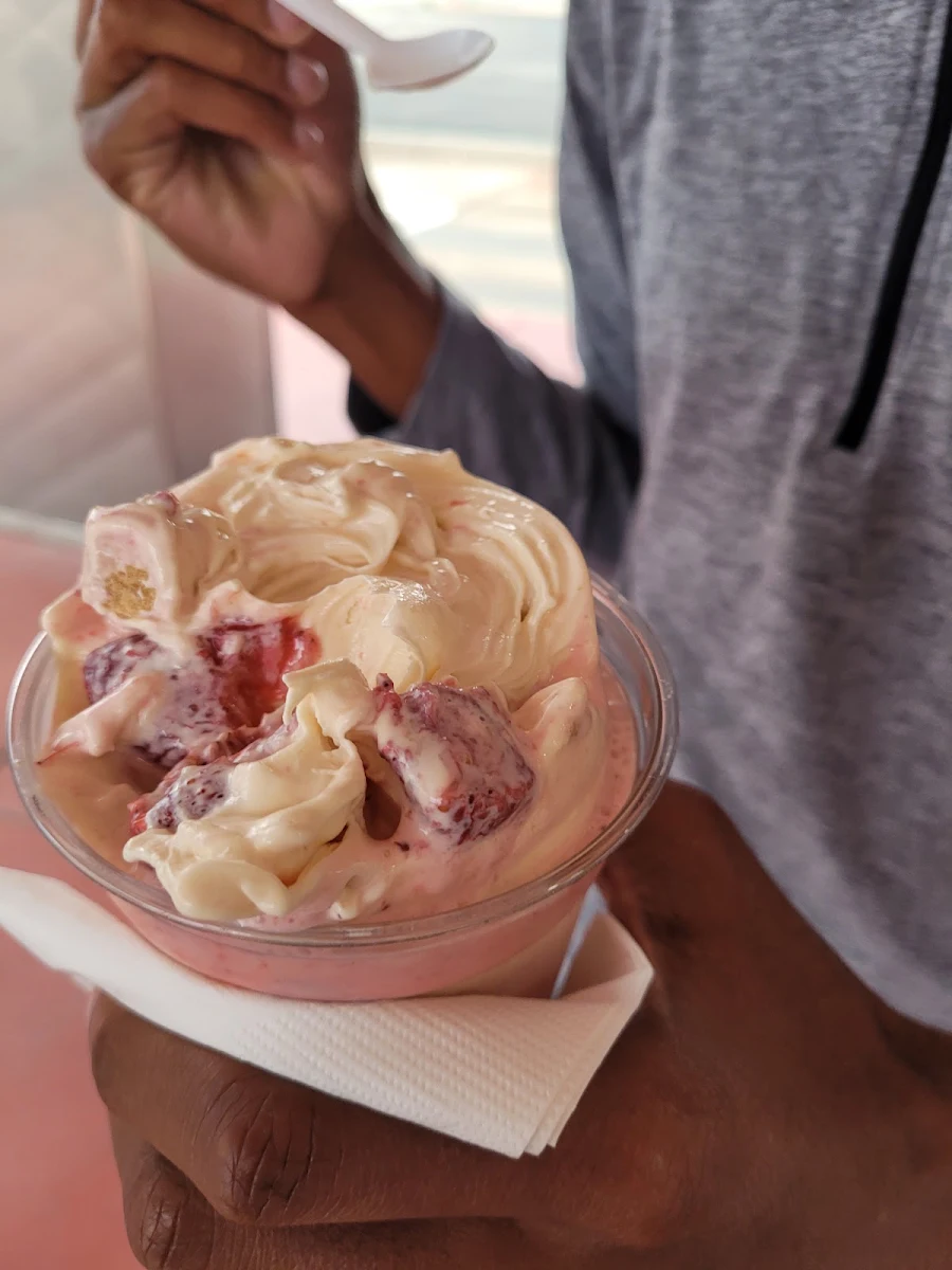 Strawberry Cheesecake Caliche