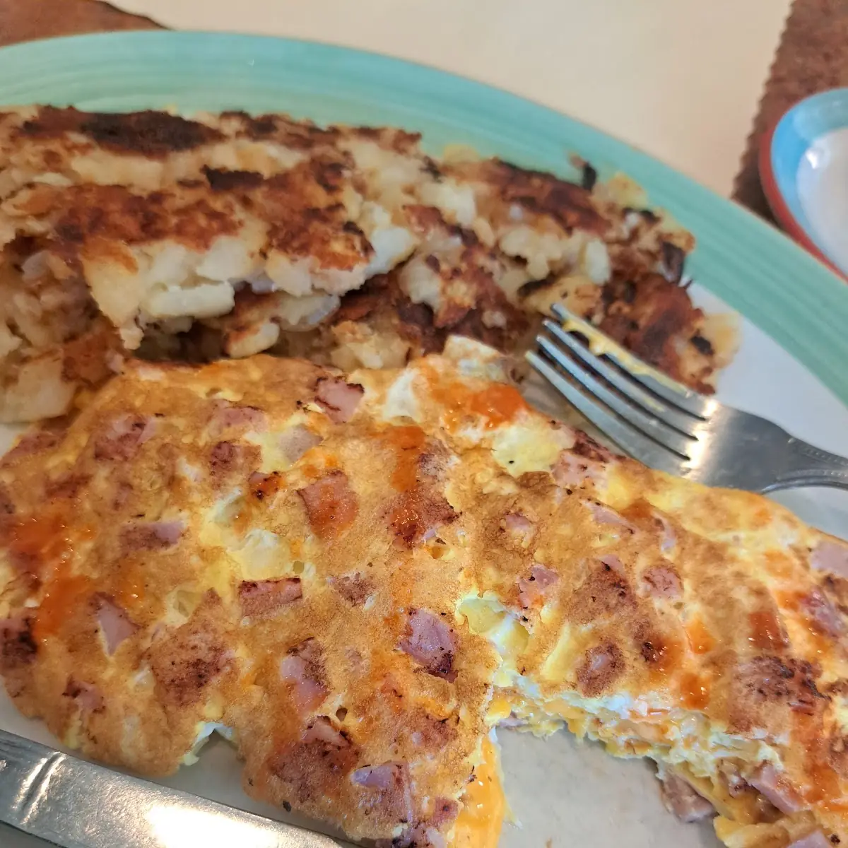 Pastrami Omelette with Mozzarella Cheese