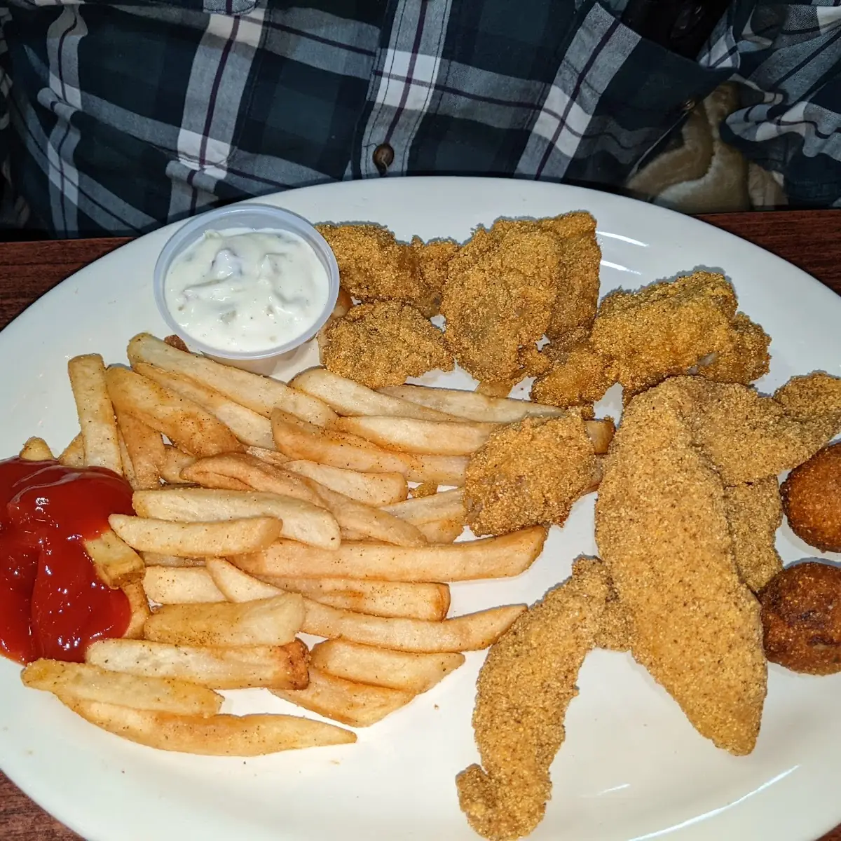 Fried Oysters with Add-On Fish