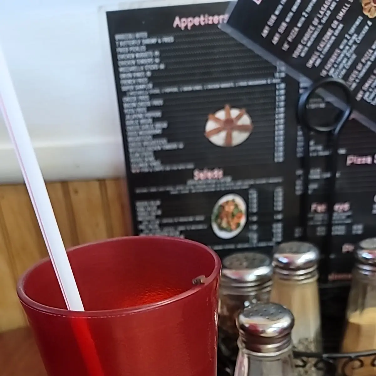 Soda Sweet & Unsweet Iced Tea Free Refills