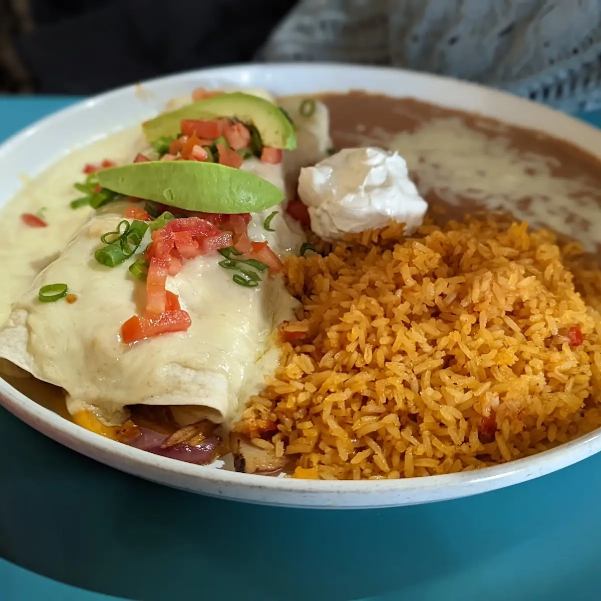 23 Combo Tamala Relleno Enchilada