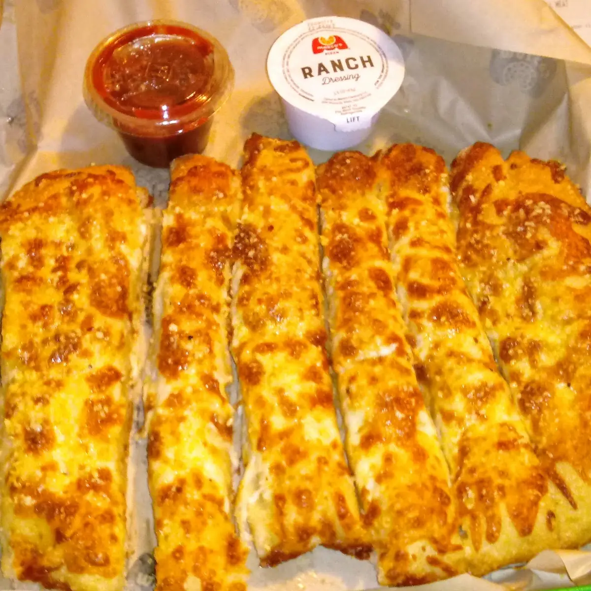 Cheesy Garlic Bread with Cheese