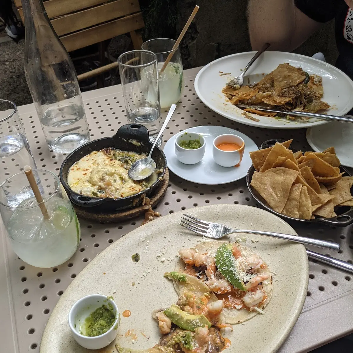 Shrimp Tacos Queso Fundido Con Chorizo