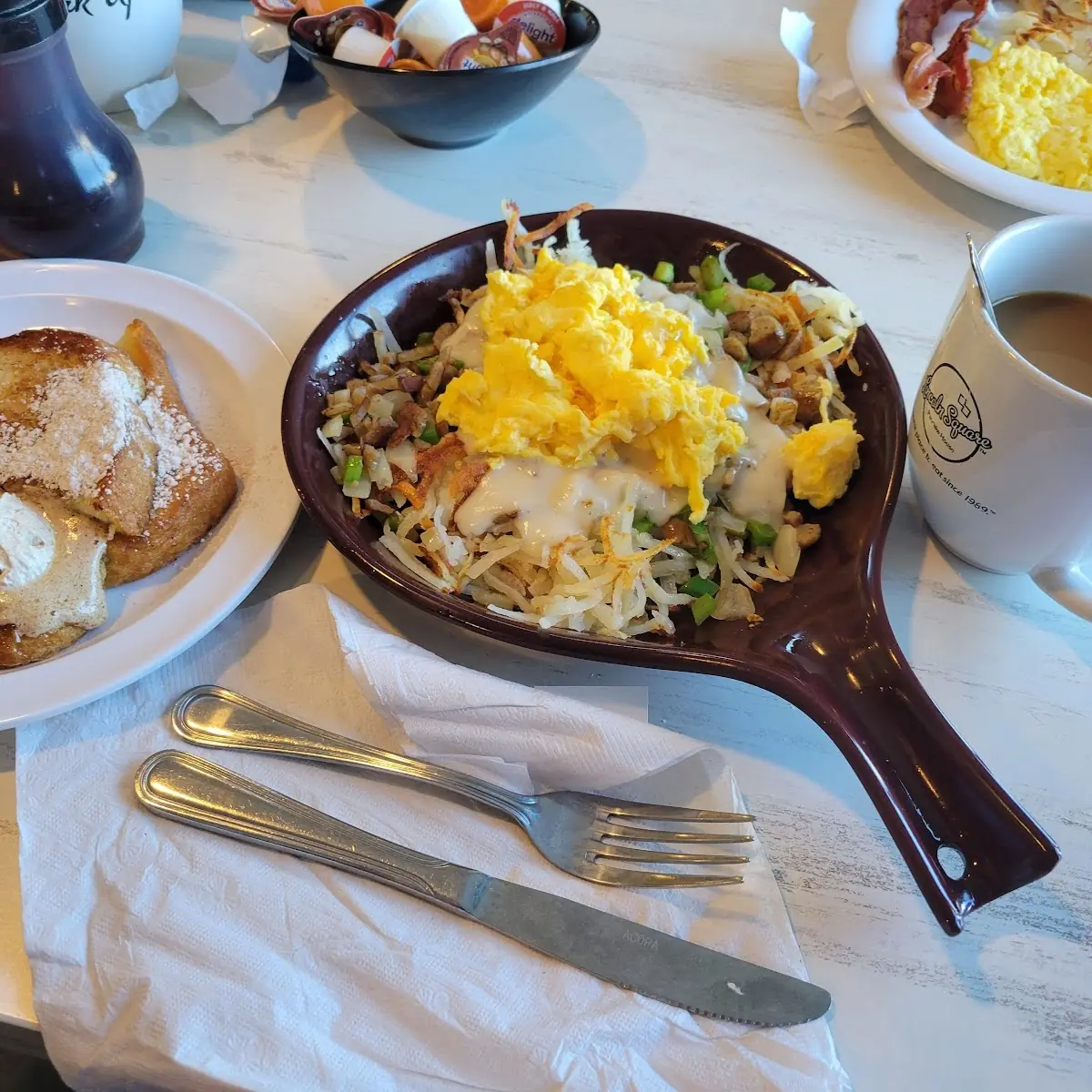 Sausage Links Sausage Gravy Scrambled Eggs Hash Browns Skillet