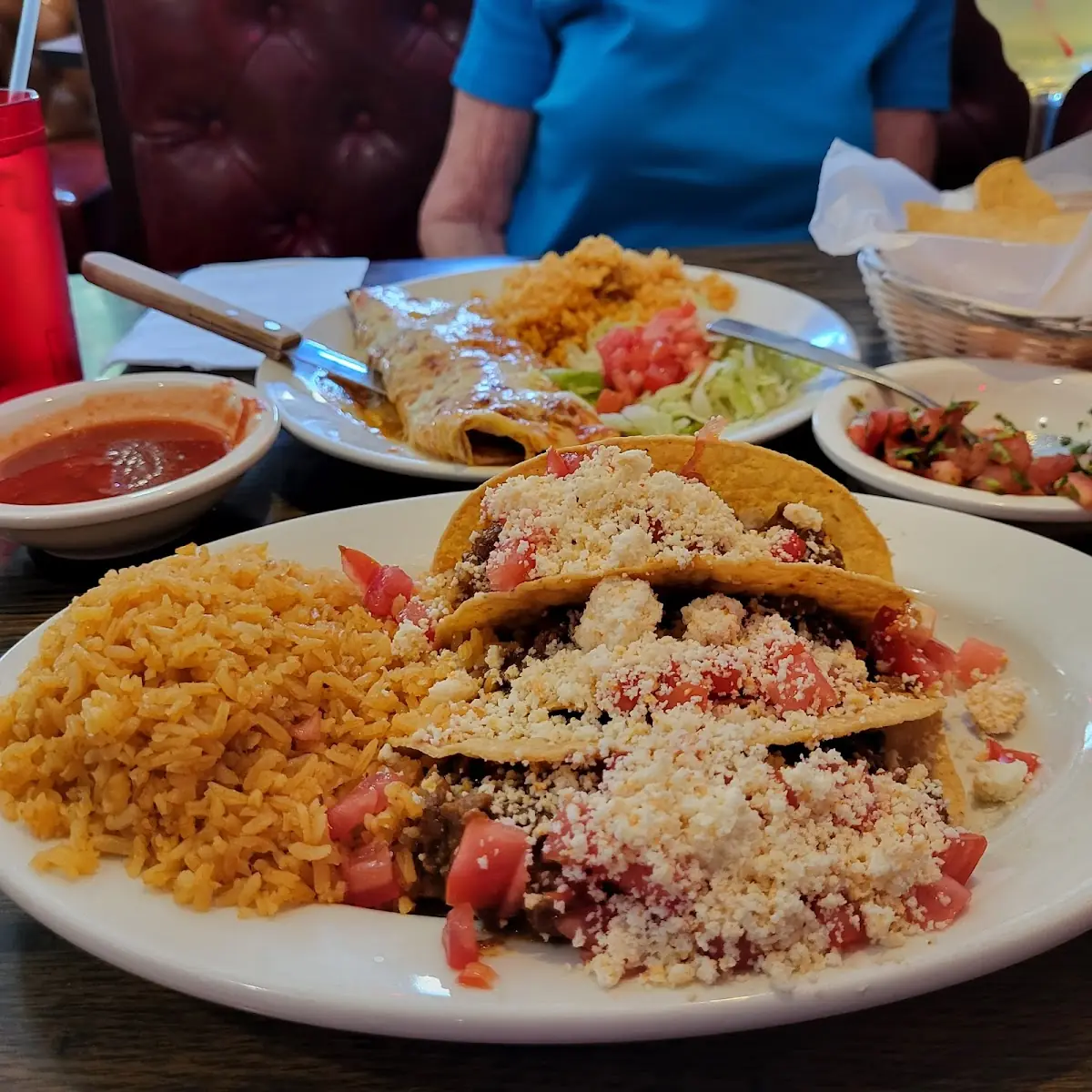 3 Beef Hard Shelled Taco Dinner