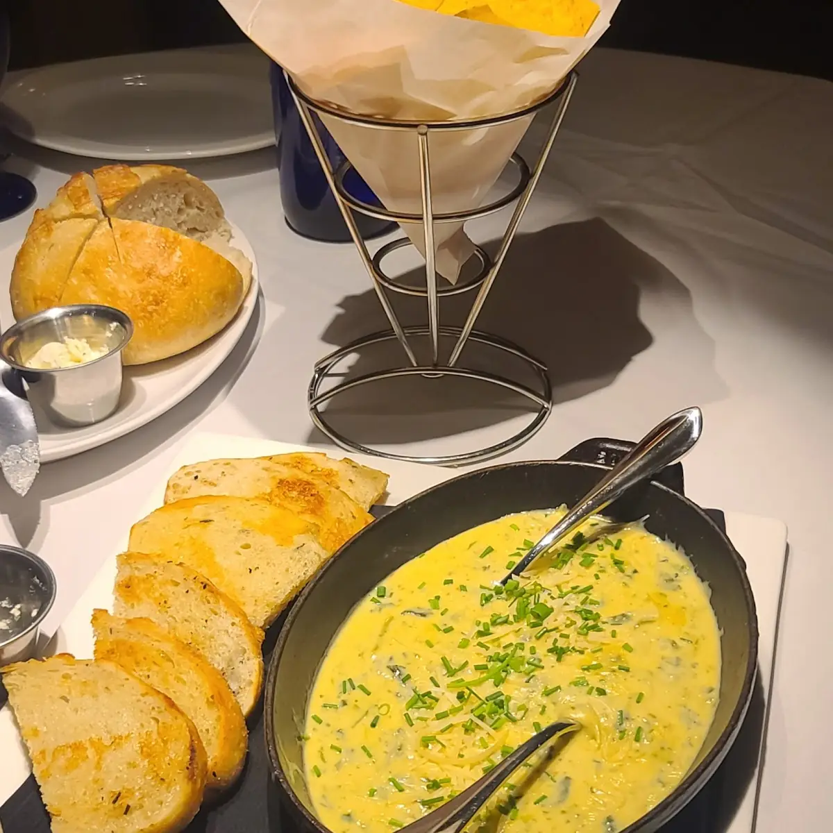 Spicy Spinach Artichoke Dip