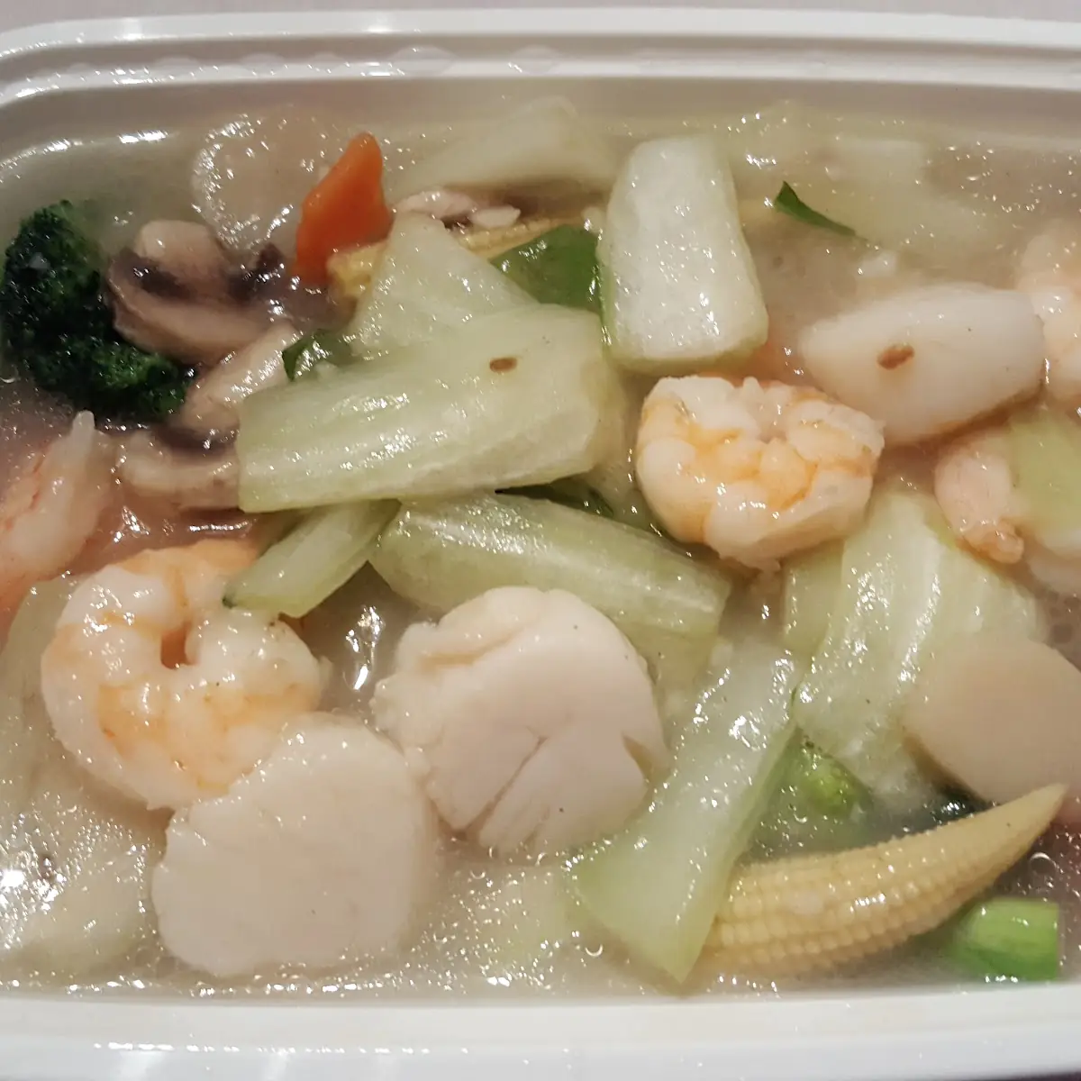 Large Shrimp & Scallops with Vegetables