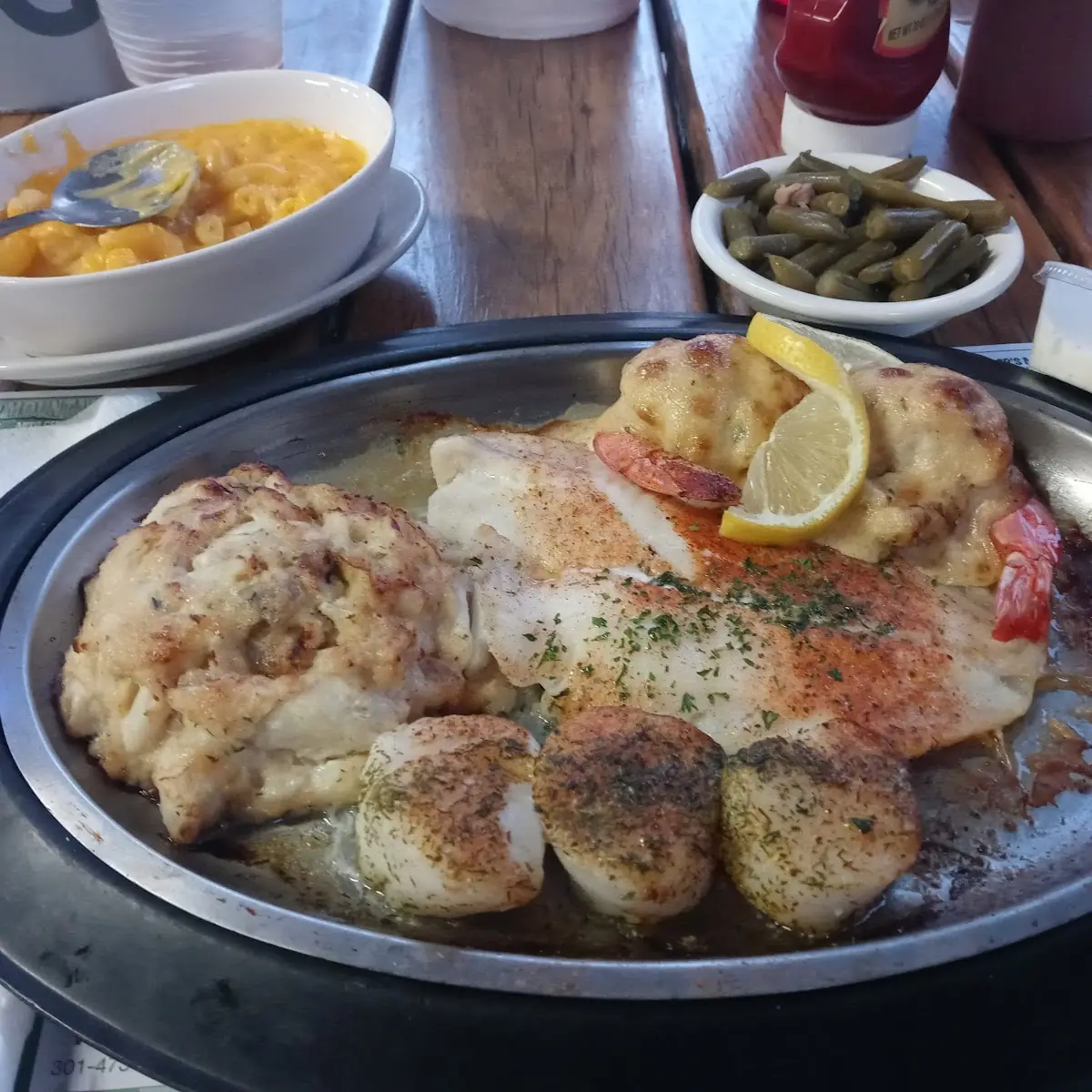 Broiled Seafood Platter