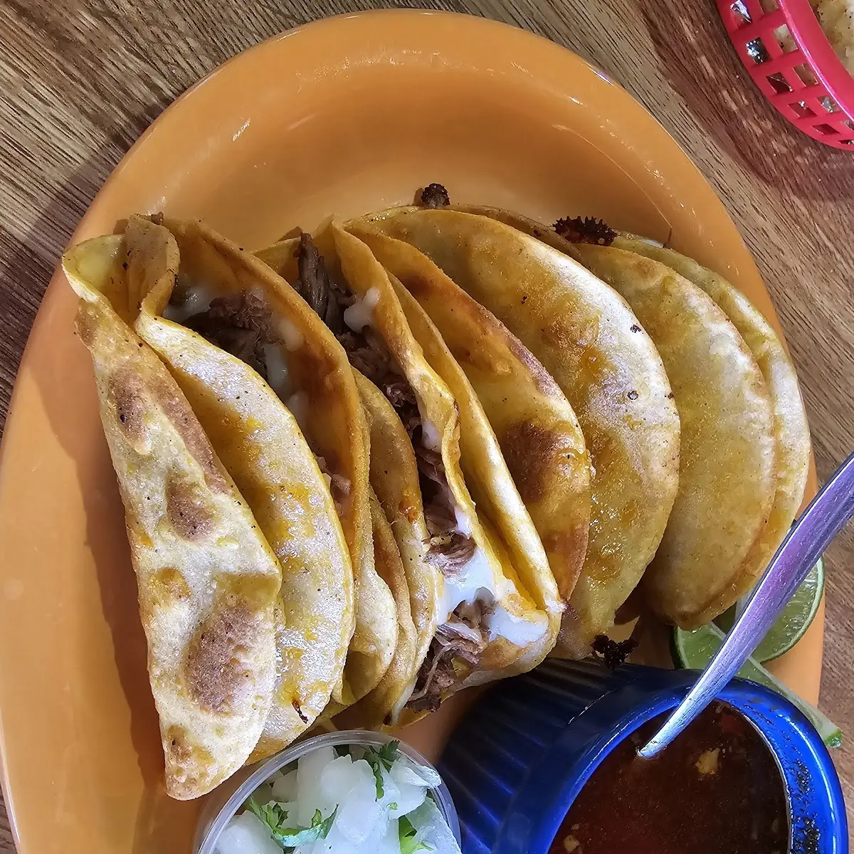 Birria Tacos Y Consome